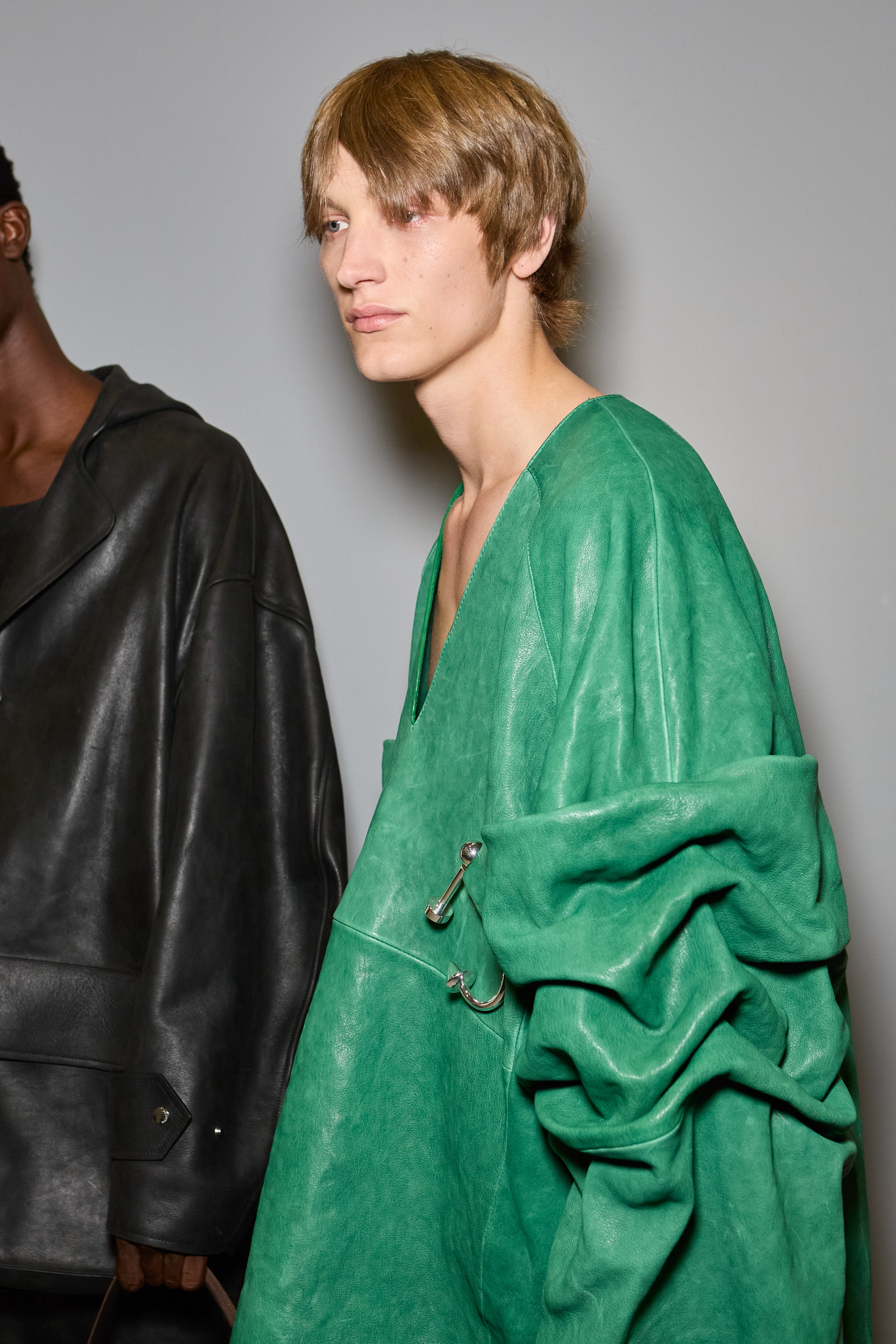 Jw Anderson  Spring 2025 Men's Fashion Show Backstage