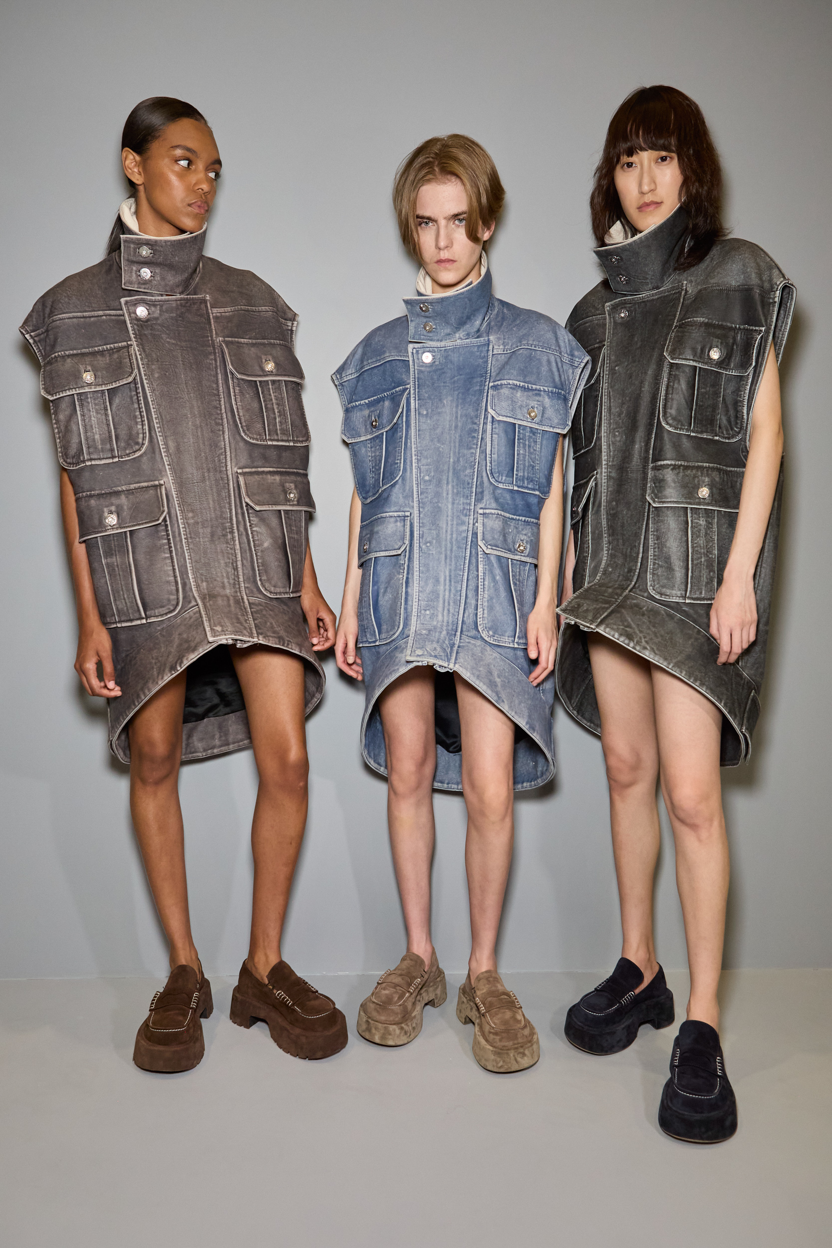 Jw Anderson  Spring 2025 Men's Fashion Show Backstage