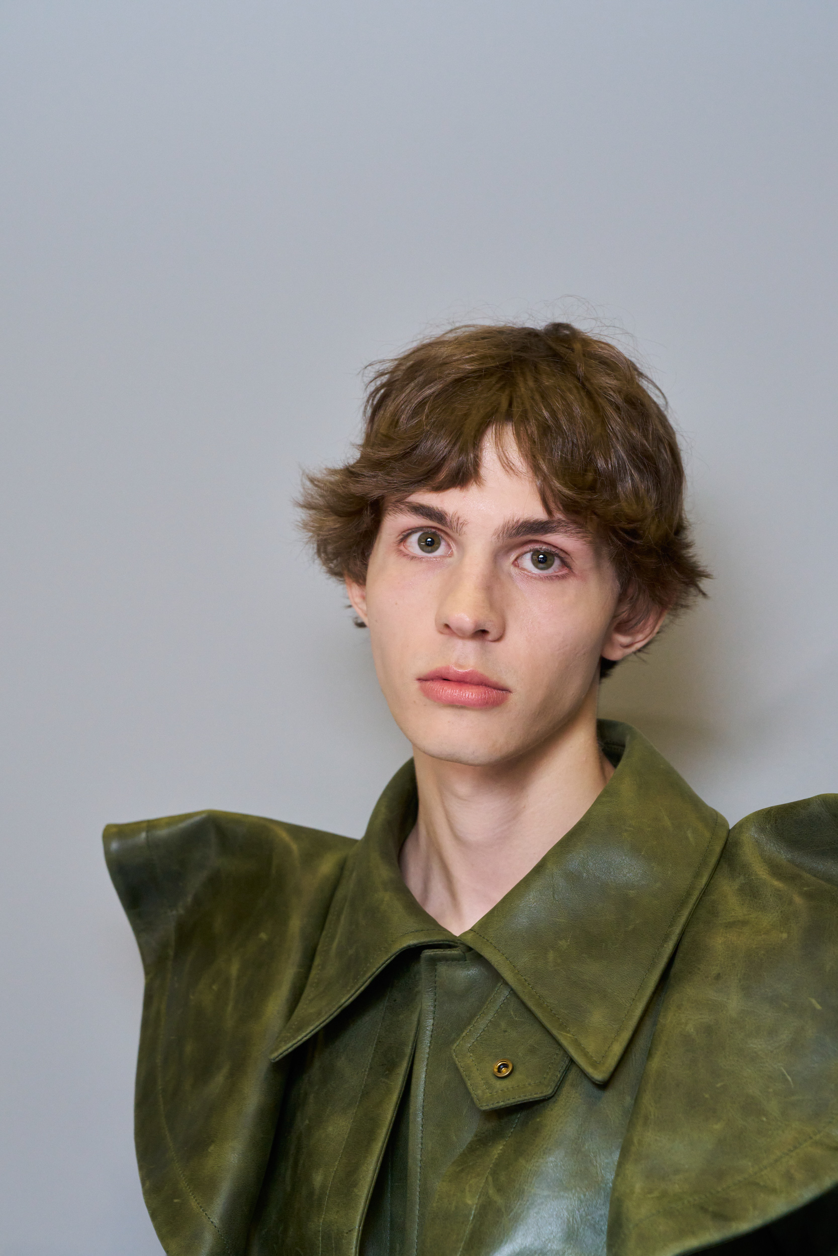 Jw Anderson  Spring 2025 Men's Fashion Show Backstage