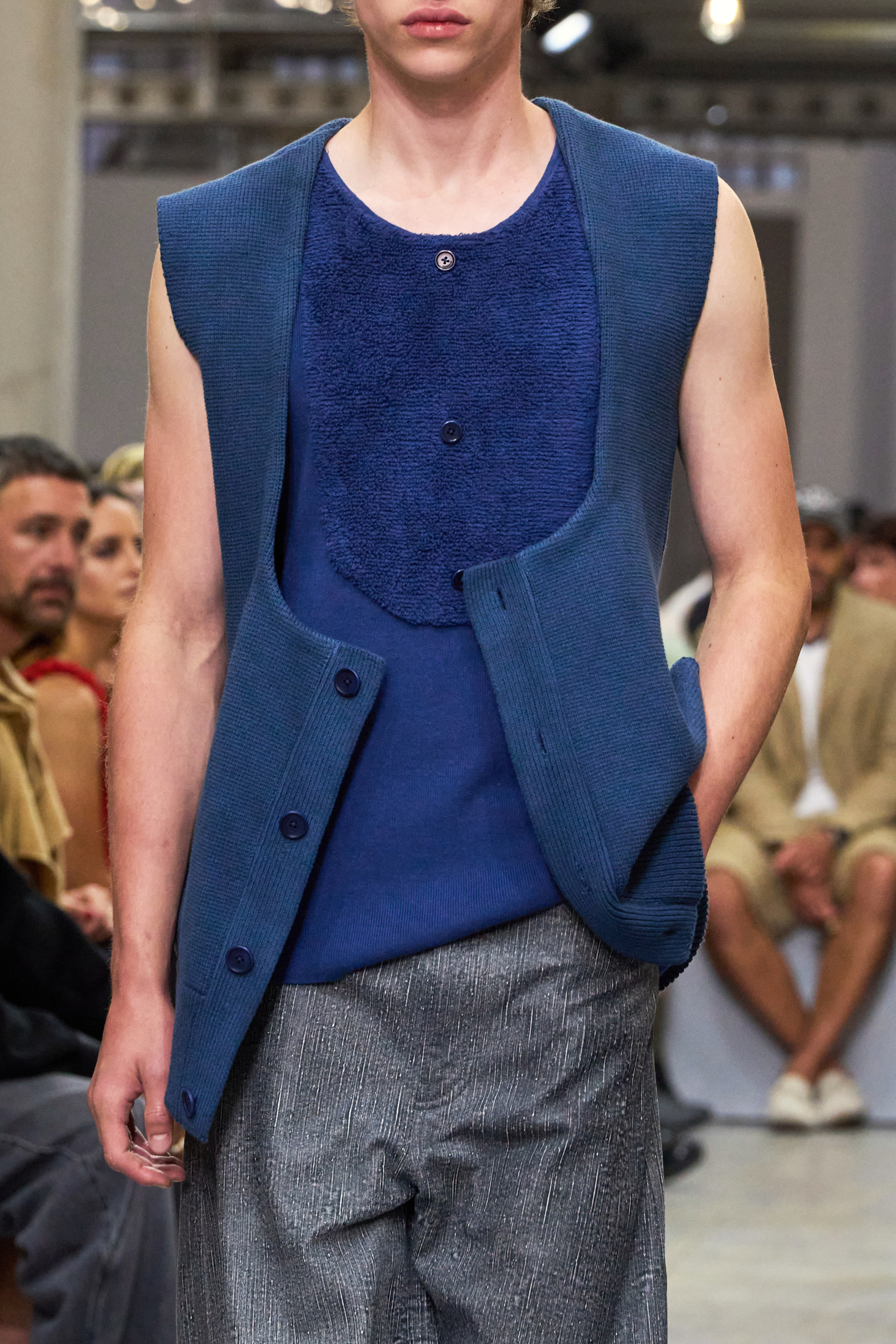 Jw Anderson  Spring 2025 Men's Fashion Show Details