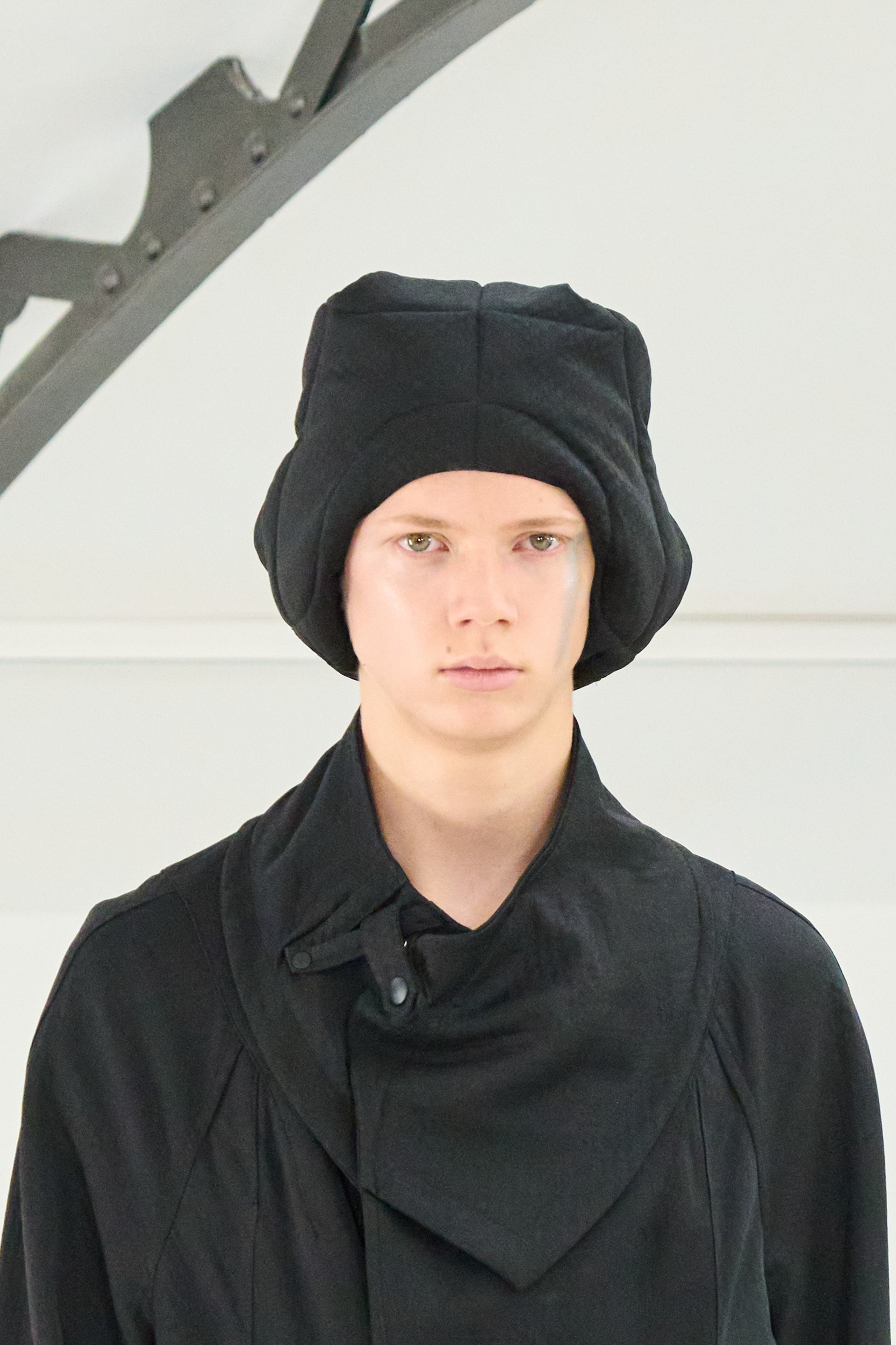 Kiko Kostadinov  Spring 2025 Men's Fashion Show Details