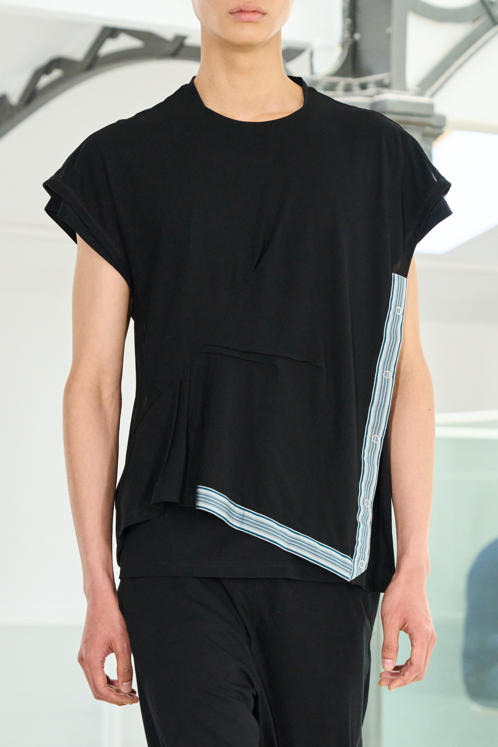 Kiko Kostadinov  Spring 2025 Men's Fashion Show Details