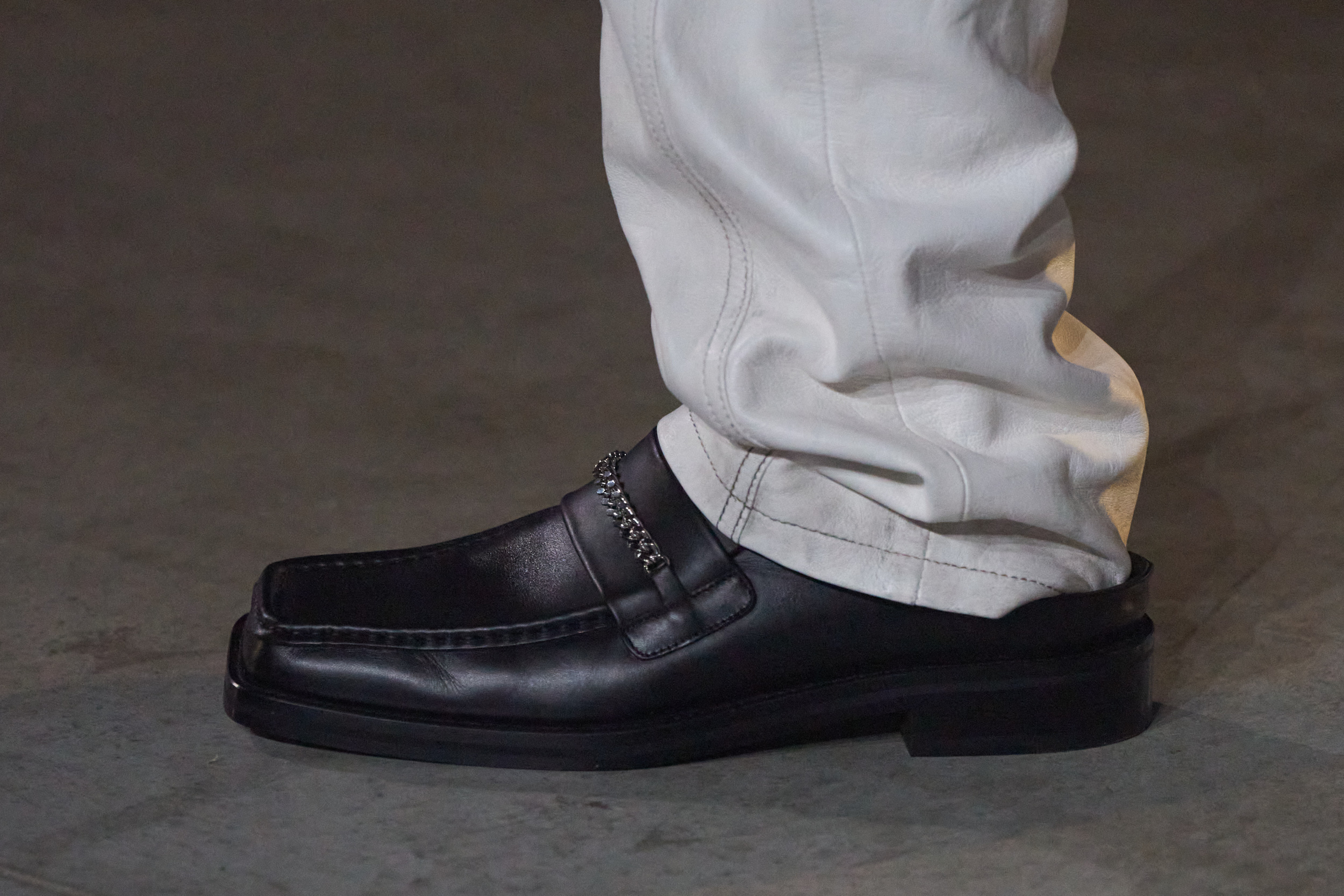 Martine Rose  Spring 2025 Men's Fashion Show Details