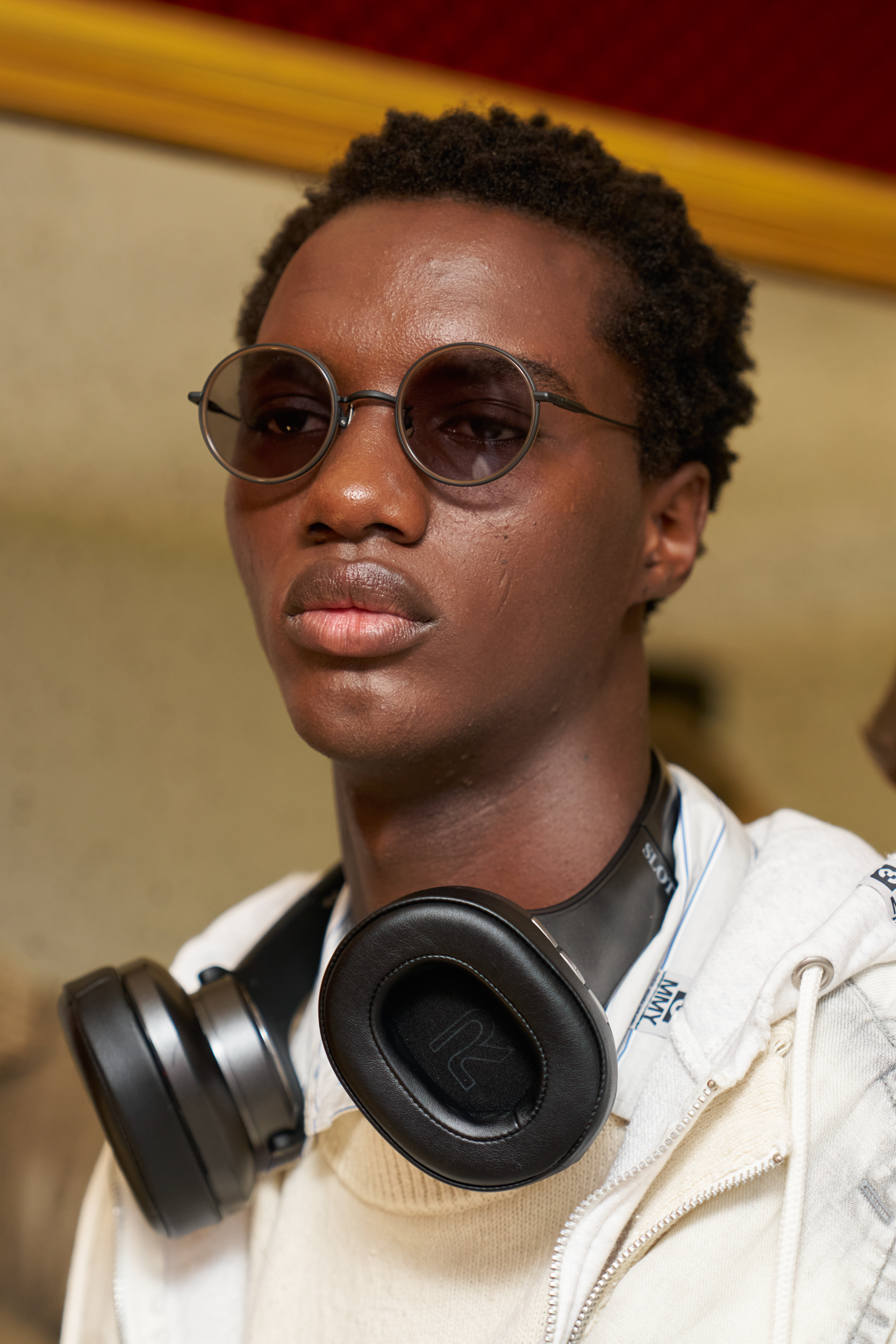 Maison Mihara Yasuhiro  Spring 2025 Men's Fashion Show Backstage