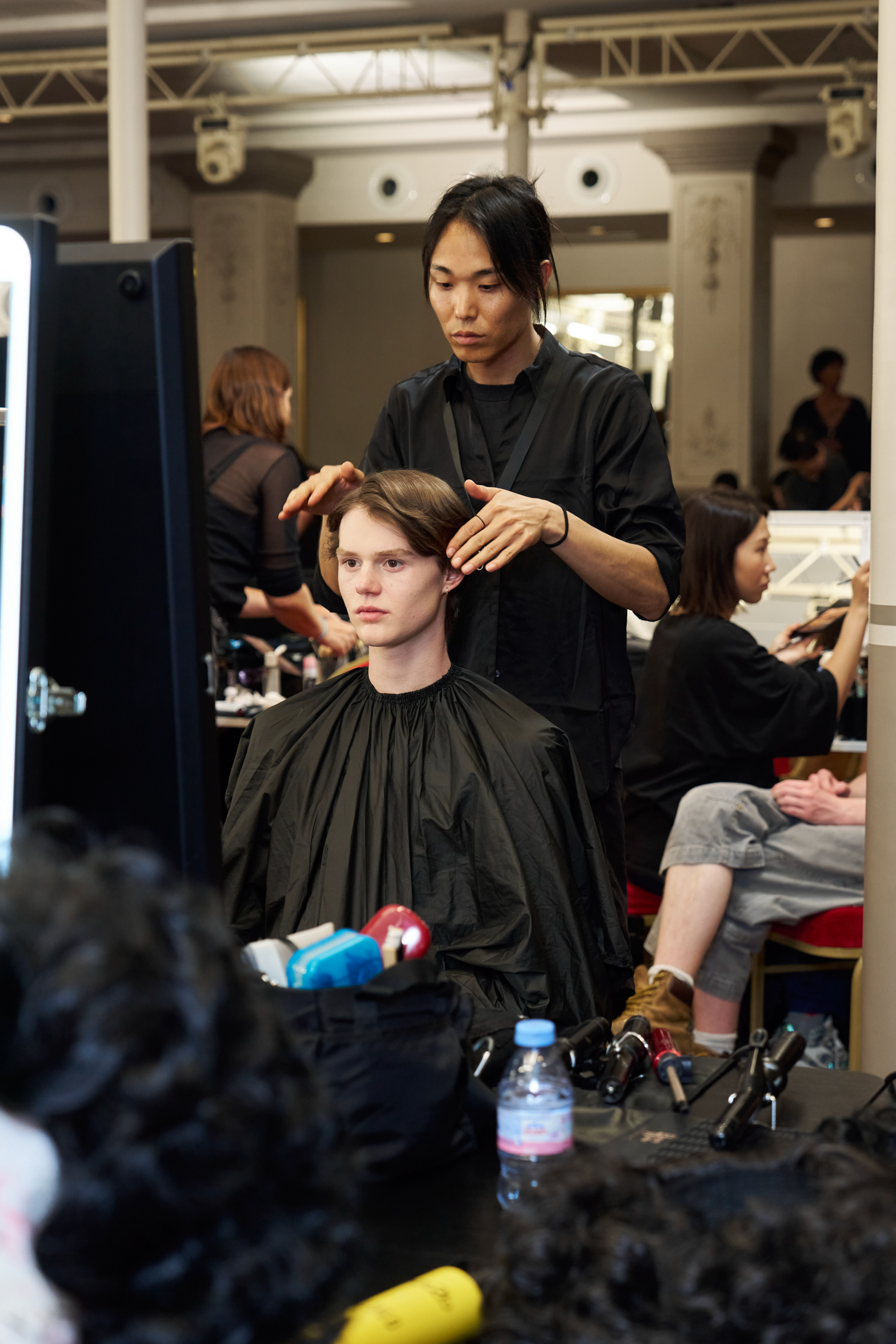 Maison Mihara Yasuhiro  Spring 2025 Men's Fashion Show Backstage