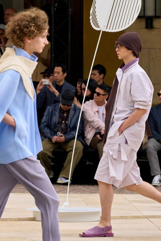 Homme Plisse Issey Miyake Spring 2025 Men's Fashion Show Review