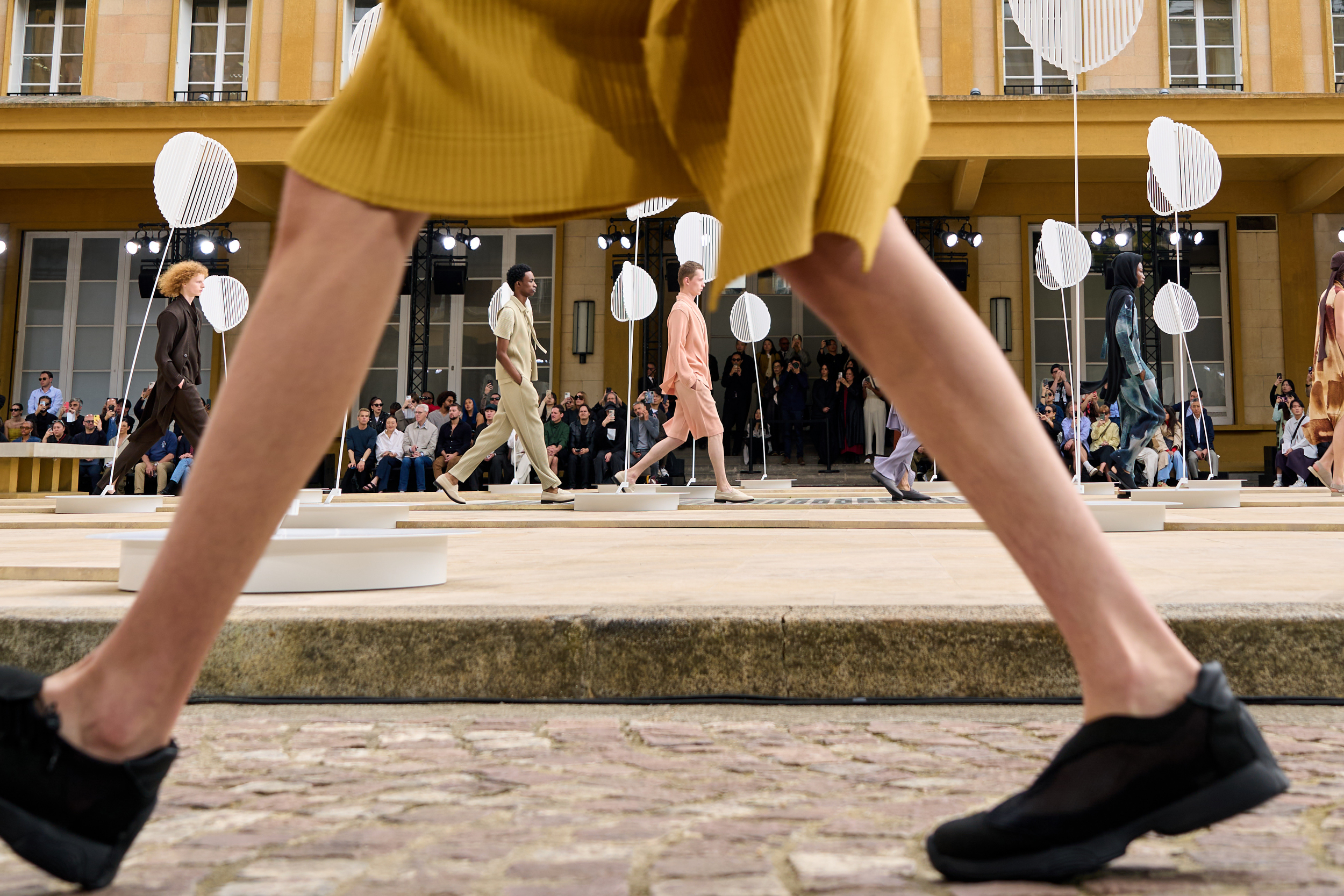 Homme Plisse Issey Miyake  Spring 2025 Men's Fashion Show Atmosphere