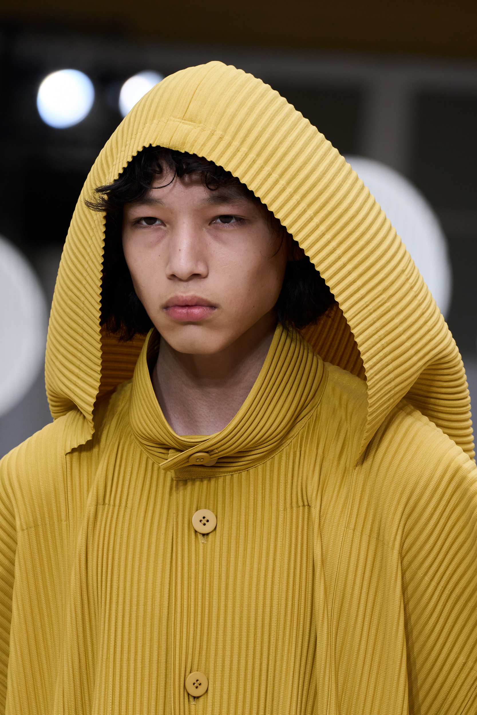 Homme Plisse Issey Miyake  Spring 2025 Men's Fashion Show Details