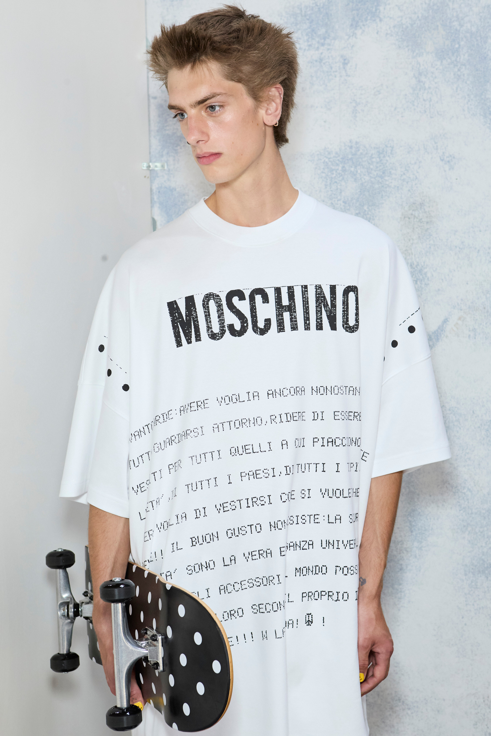 Moschino  Spring 2025 Men's Fashion Show Backstage