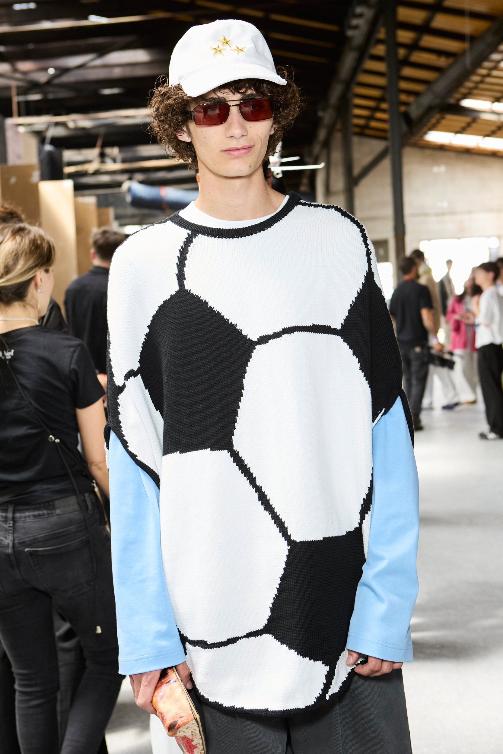 Moschino  Spring 2025 Men's Fashion Show Backstage