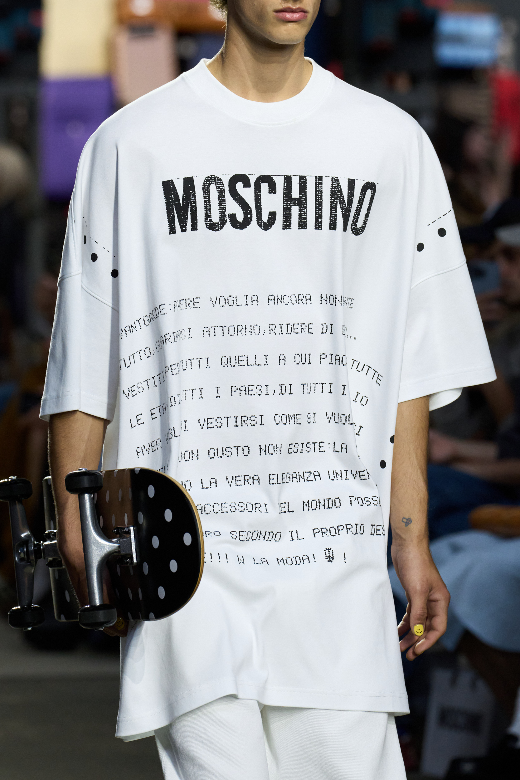 Moschino  Spring 2025 Men's Fashion Show Details