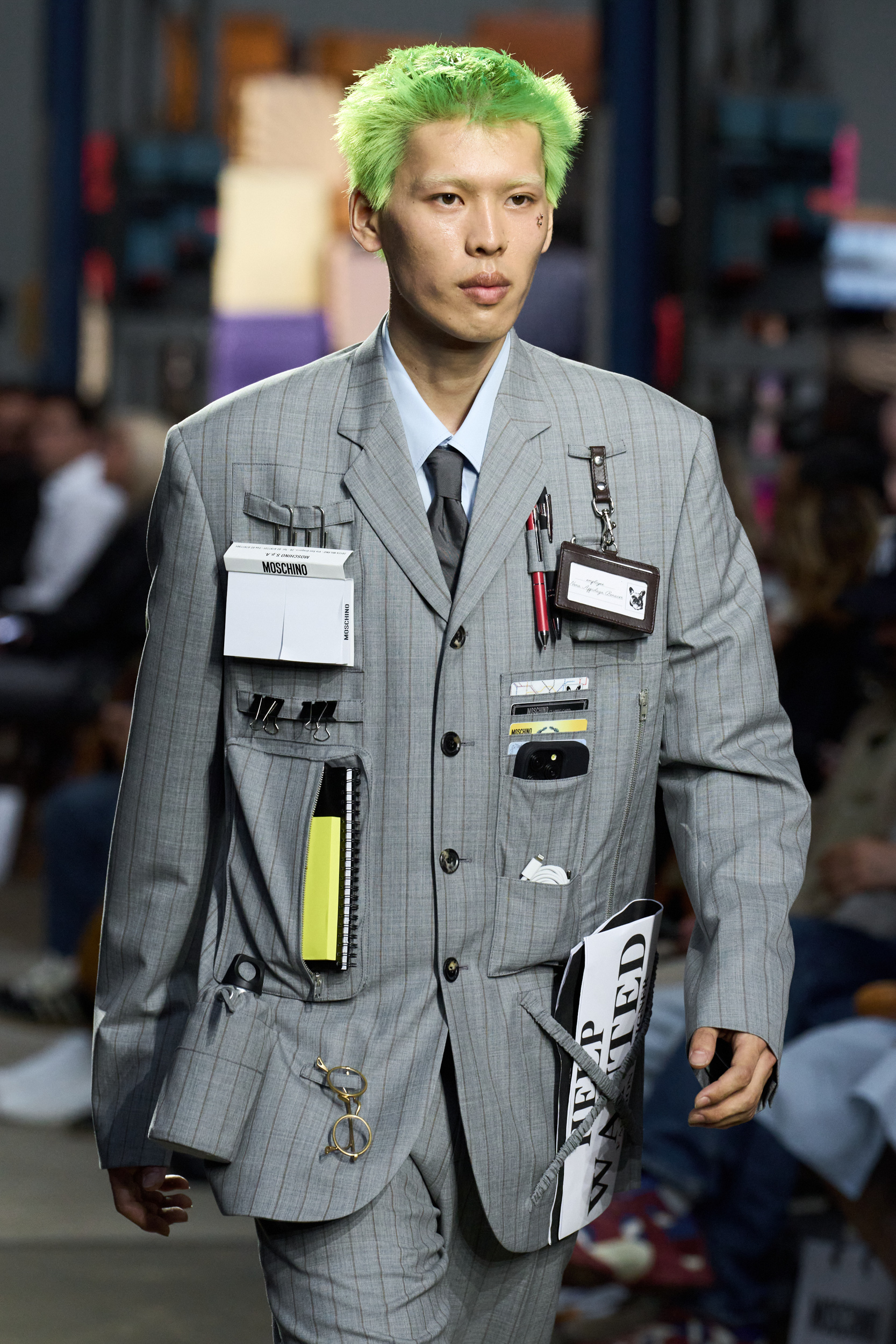 Moschino  Spring 2025 Men's Fashion Show Details