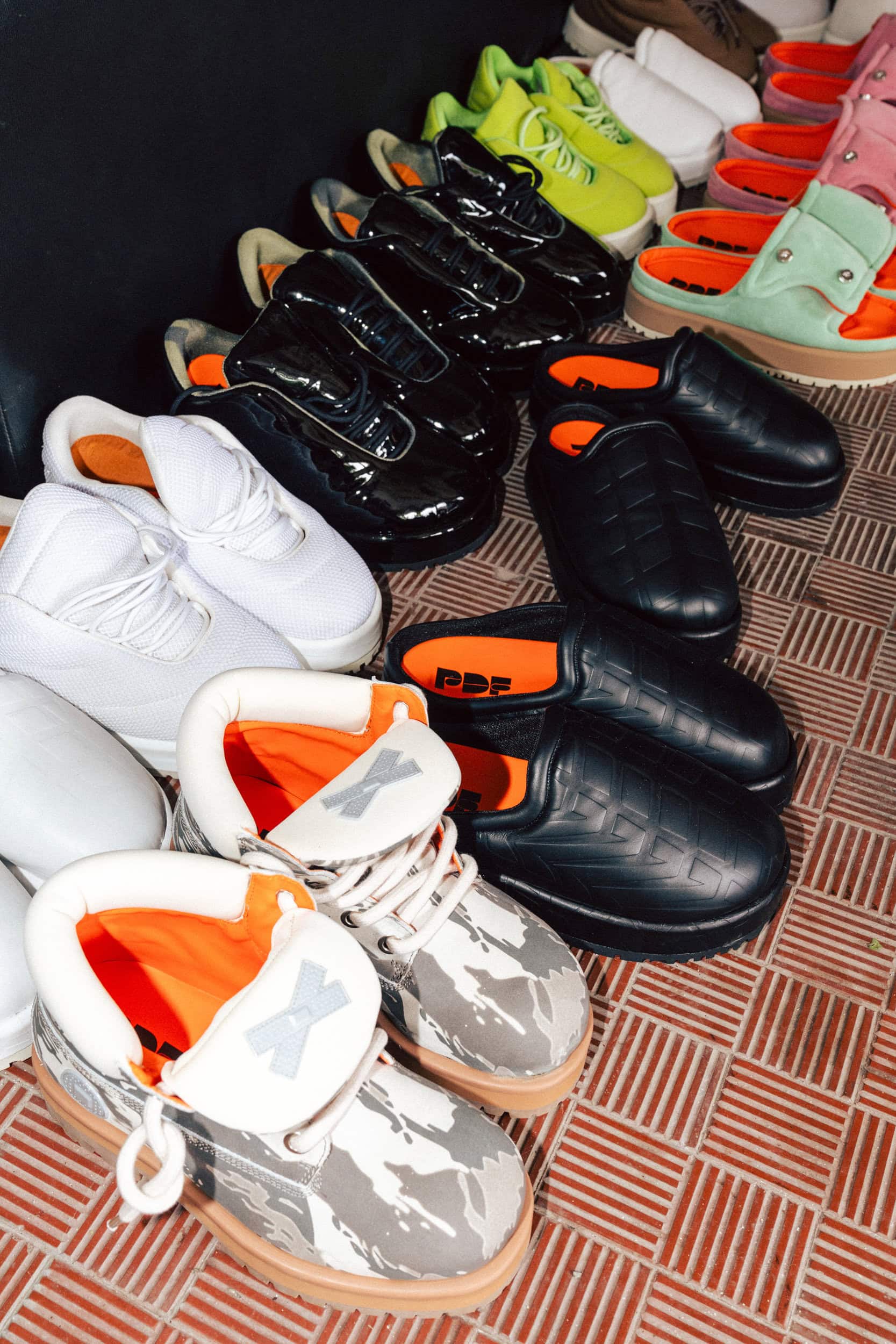 Pdf  Spring 2025 Men's Fashion Show Backstage