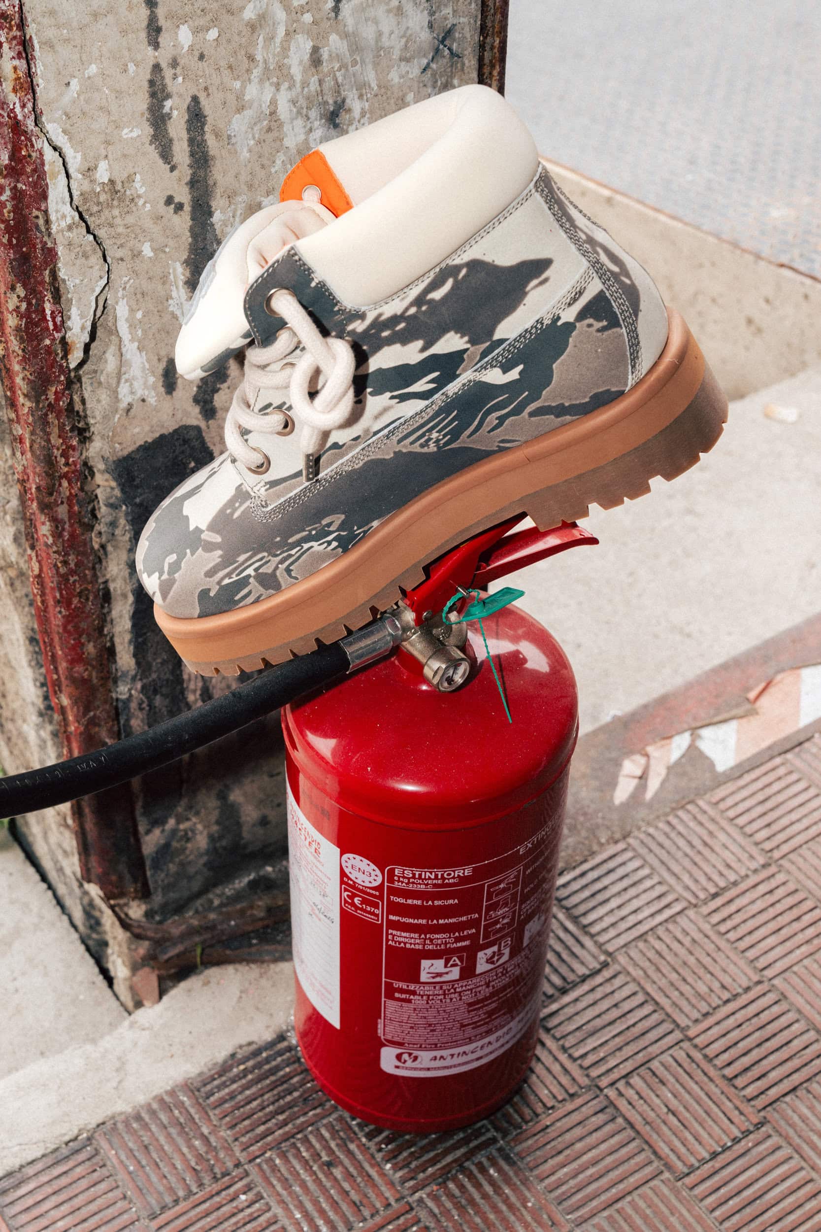 Pdf  Spring 2025 Men's Fashion Show Backstage