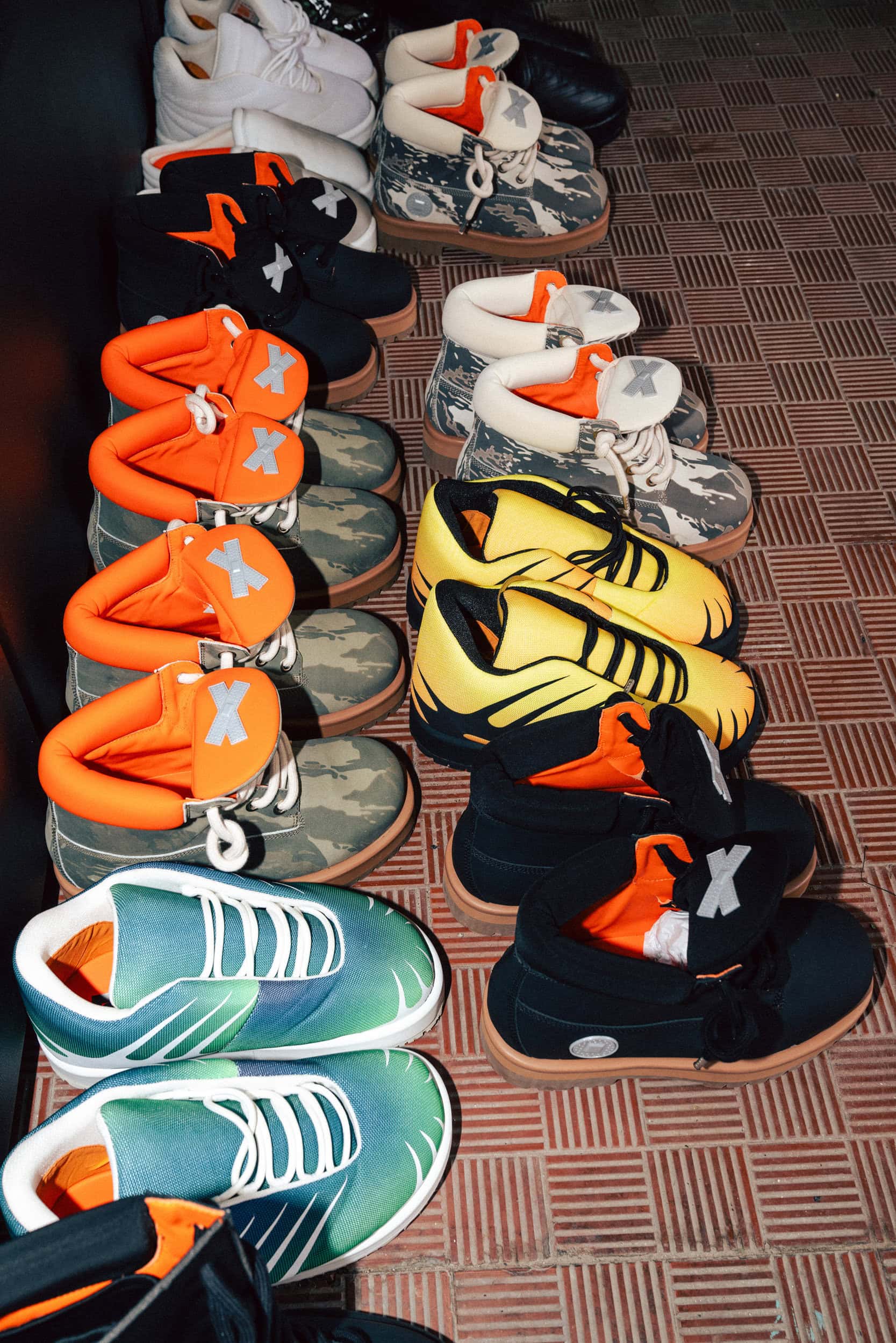 Pdf  Spring 2025 Men's Fashion Show Backstage