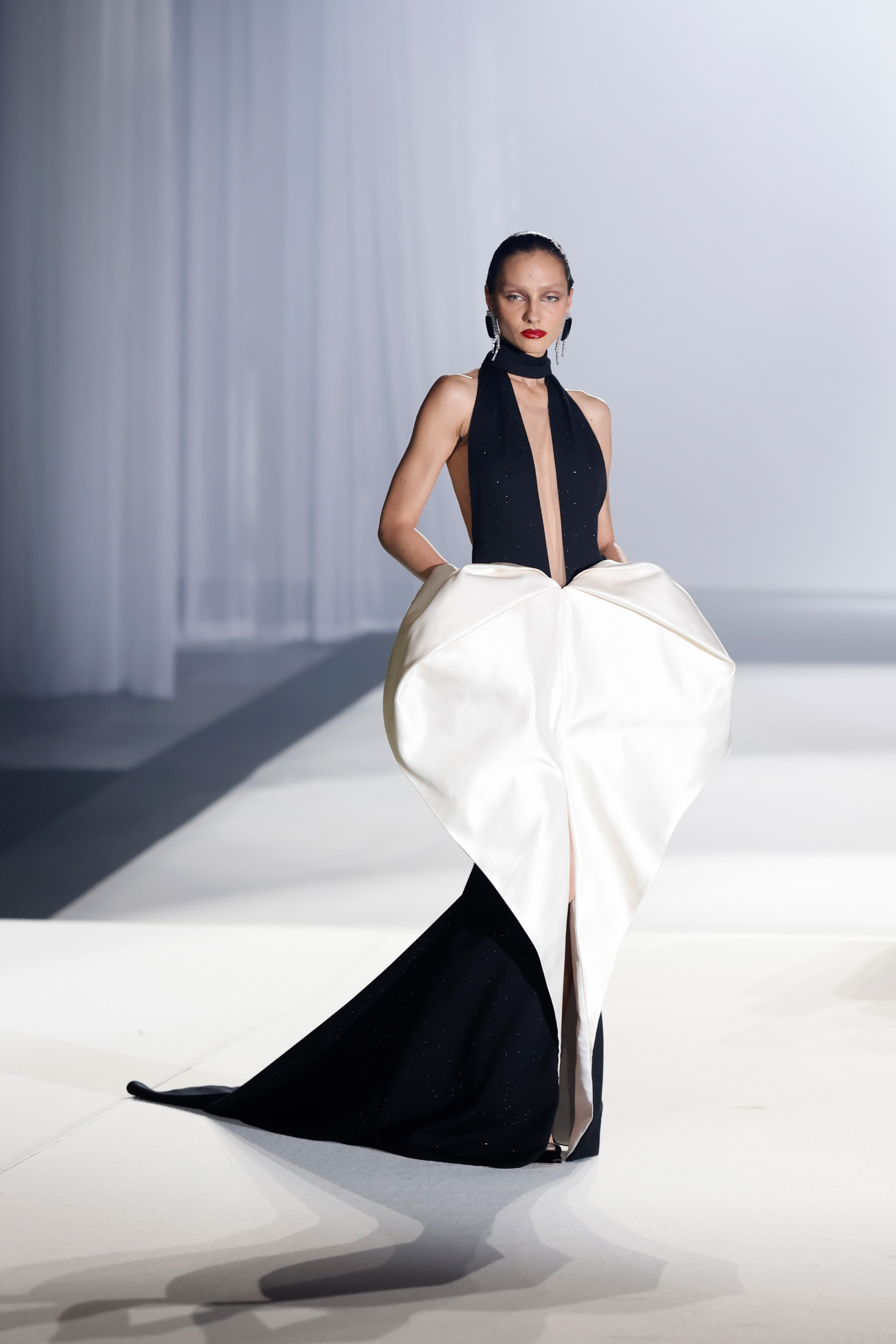 Stephane Rolland Fall 2024 Couture Fashion Show