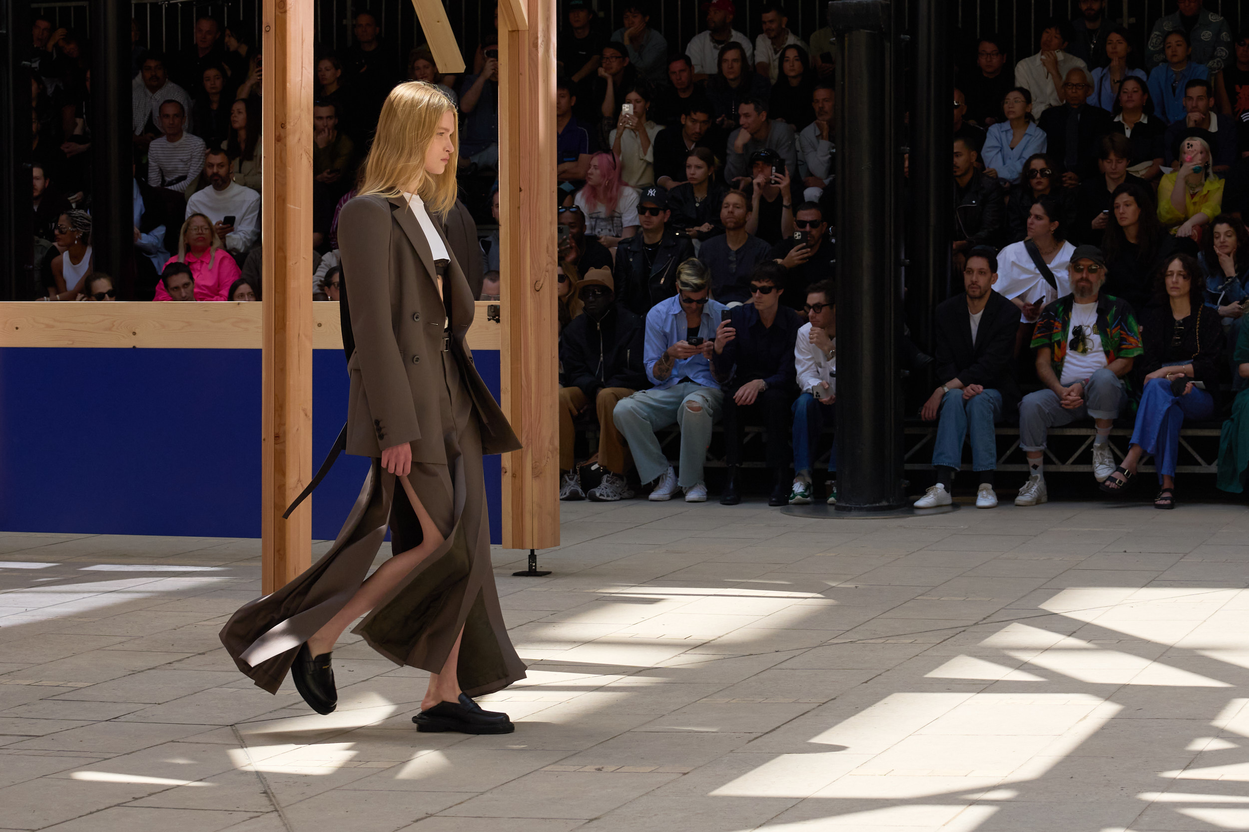 Sacai  Spring 2025 Men's Fashion Show Atmosphere