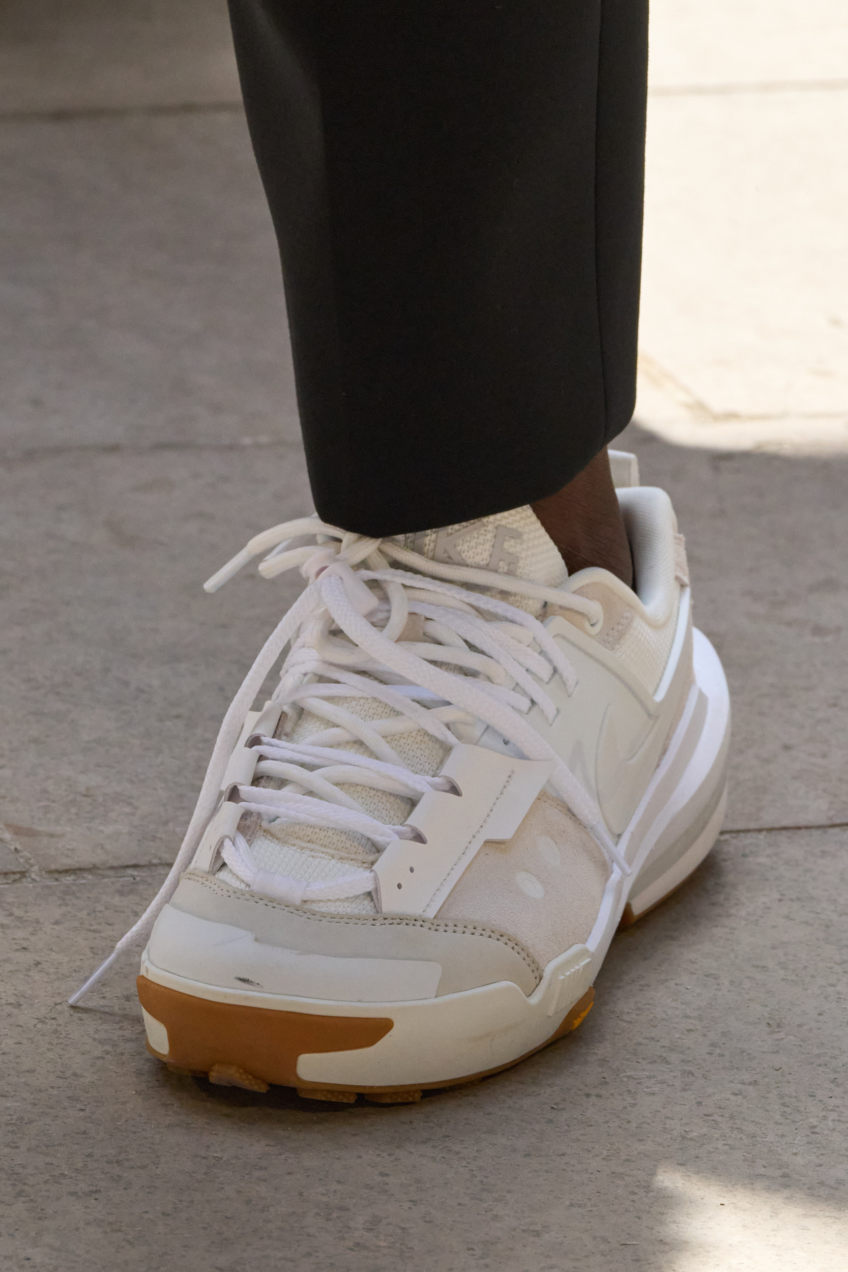 Sacai  Spring 2025 Men's Fashion Show Details