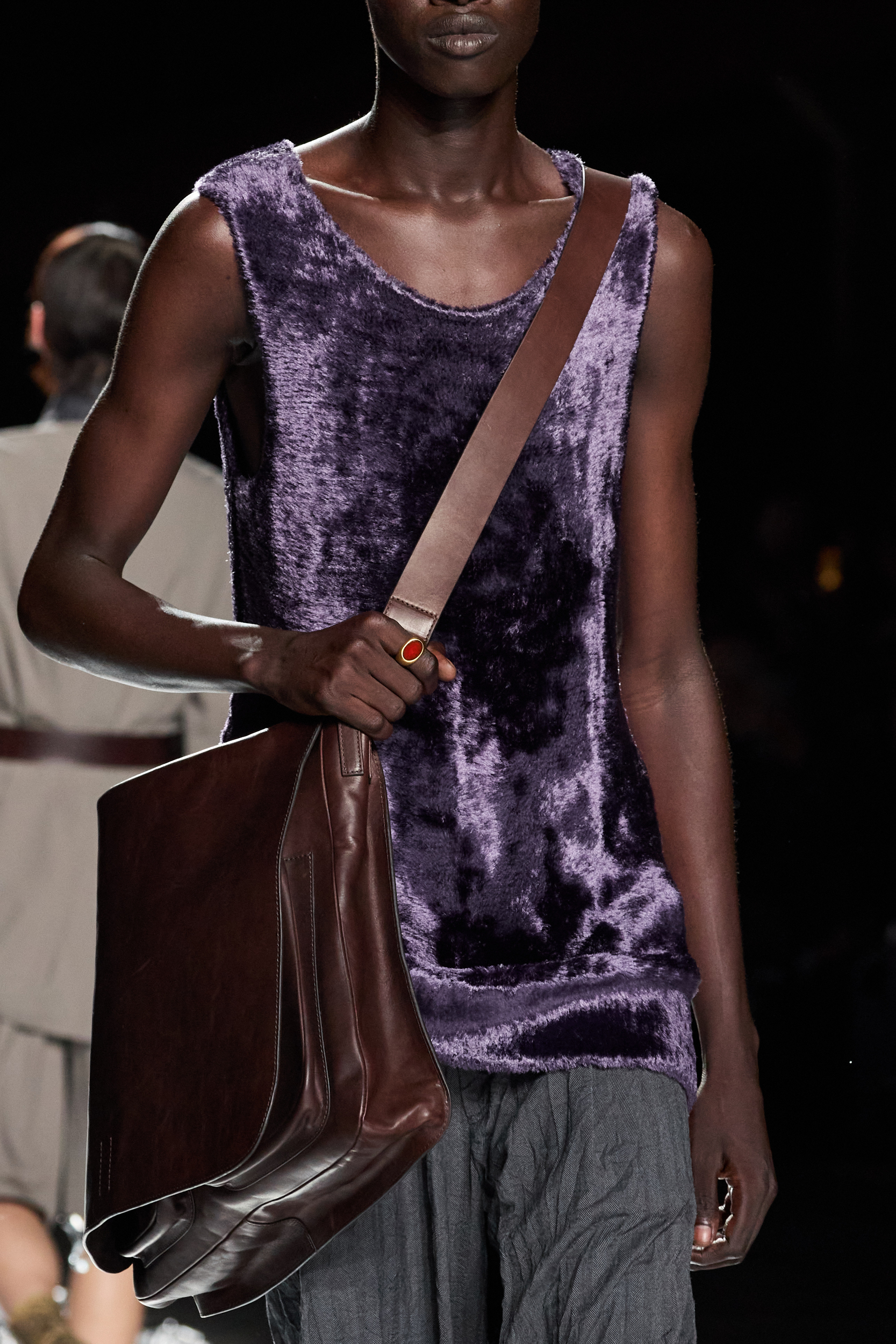 Dries Van Noten  Spring 2025 Men's Fashion Show Details