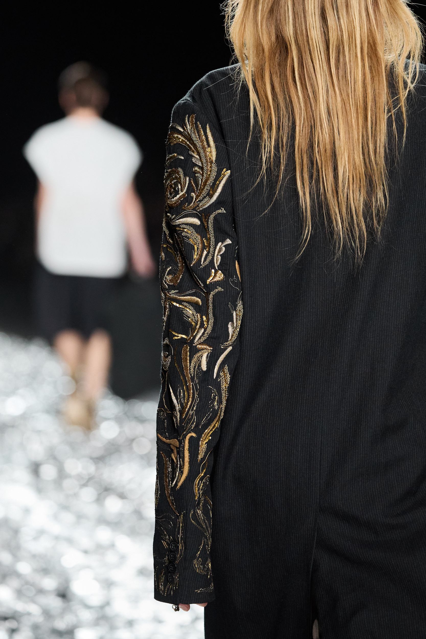 Dries Van Noten  Spring 2025 Men's Fashion Show Details