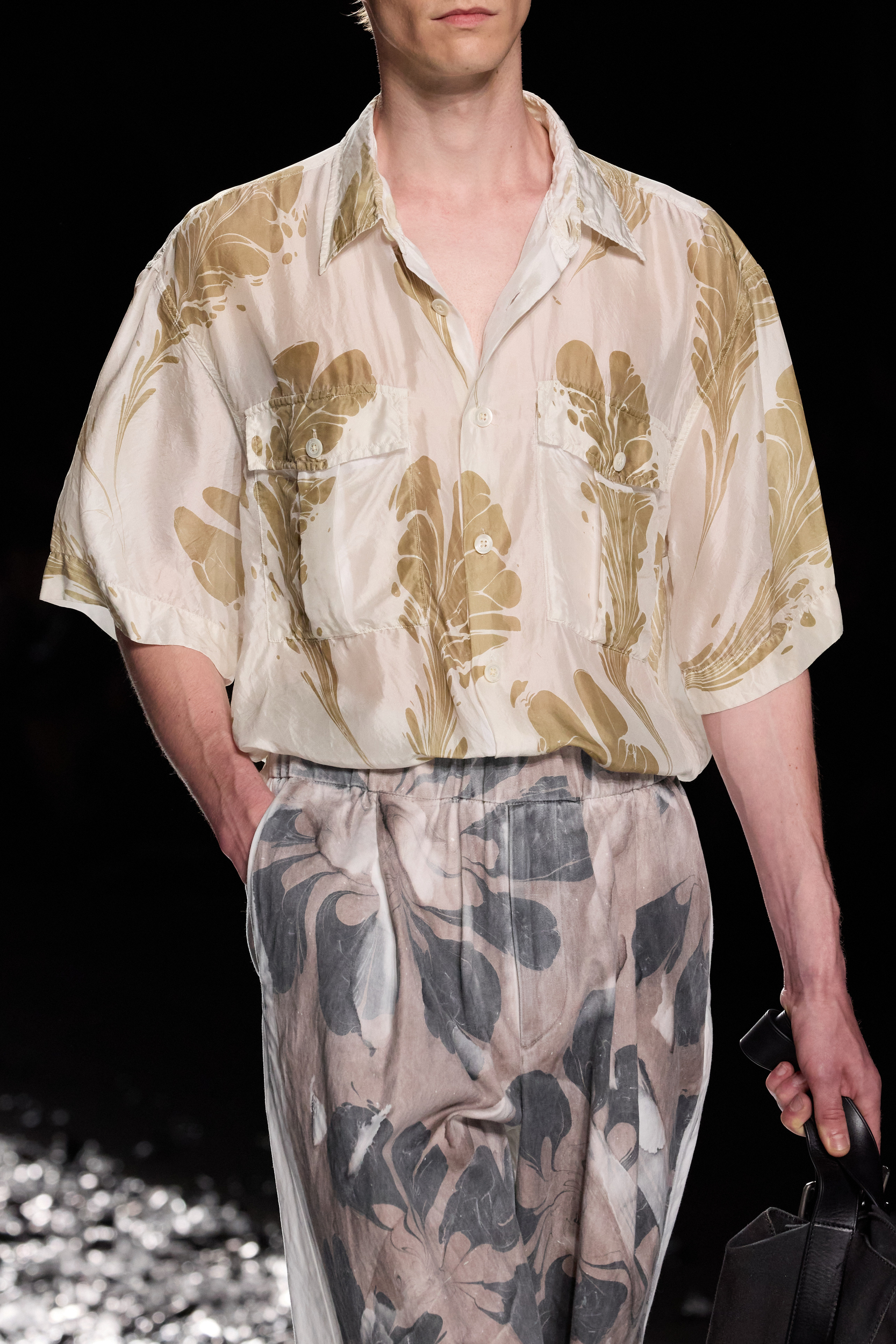 Dries Van Noten  Spring 2025 Men's Fashion Show Details