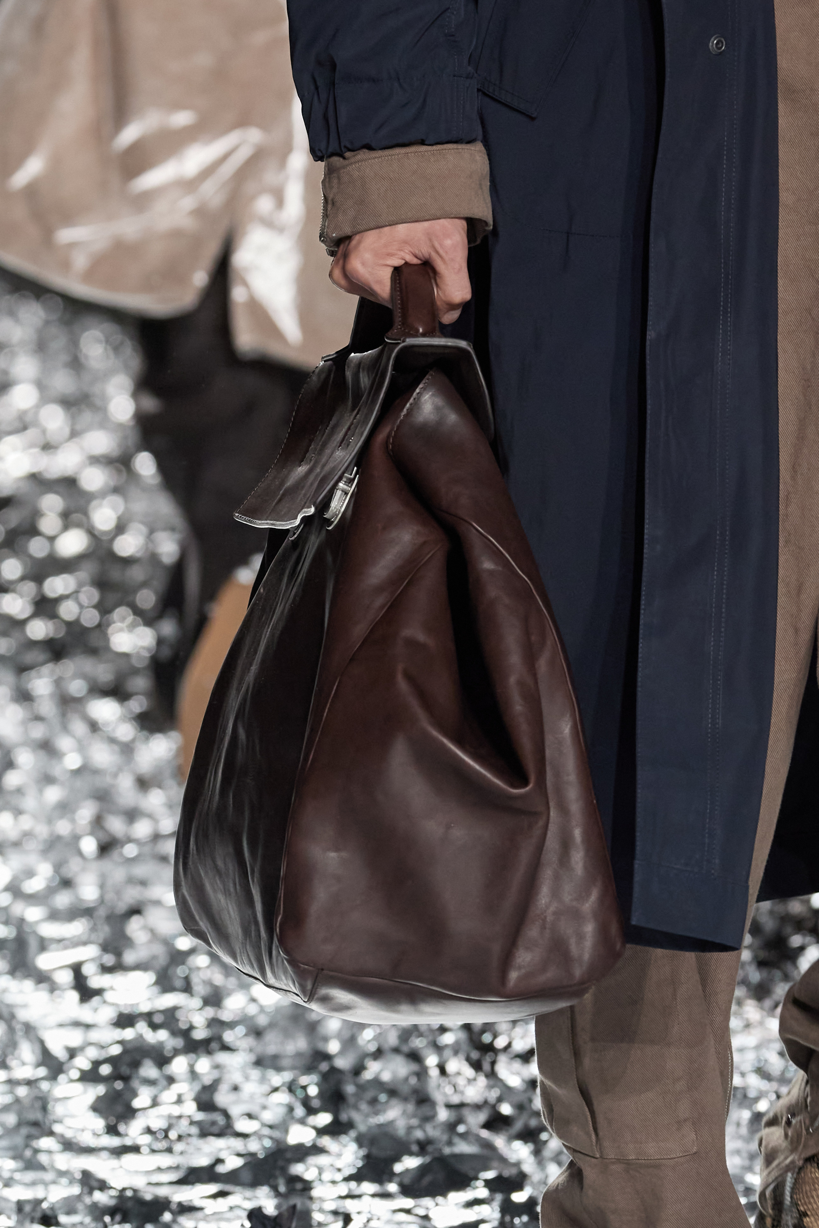 Dries Van Noten  Spring 2025 Men's Fashion Show Details