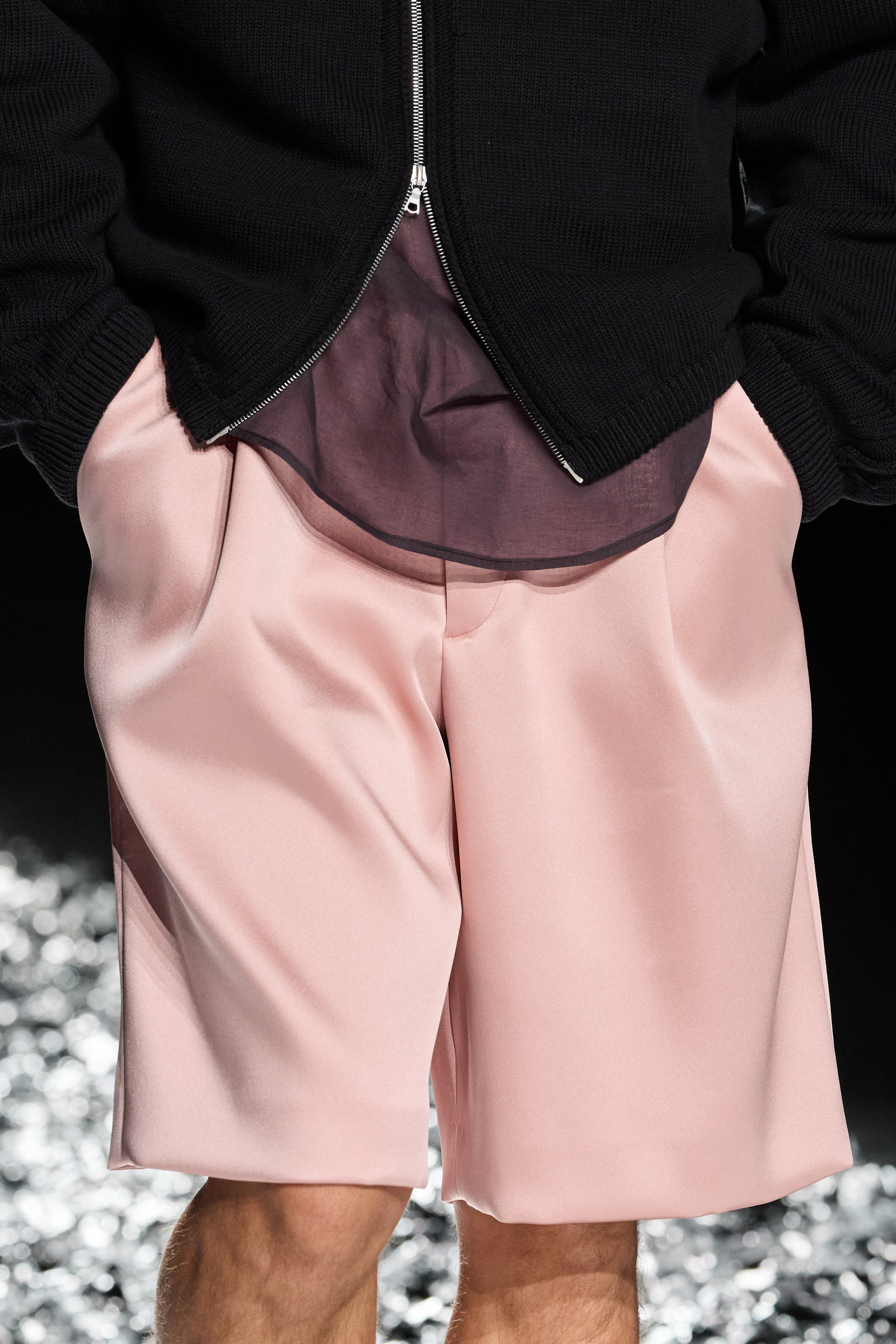 Dries Van Noten  Spring 2025 Men's Fashion Show Details