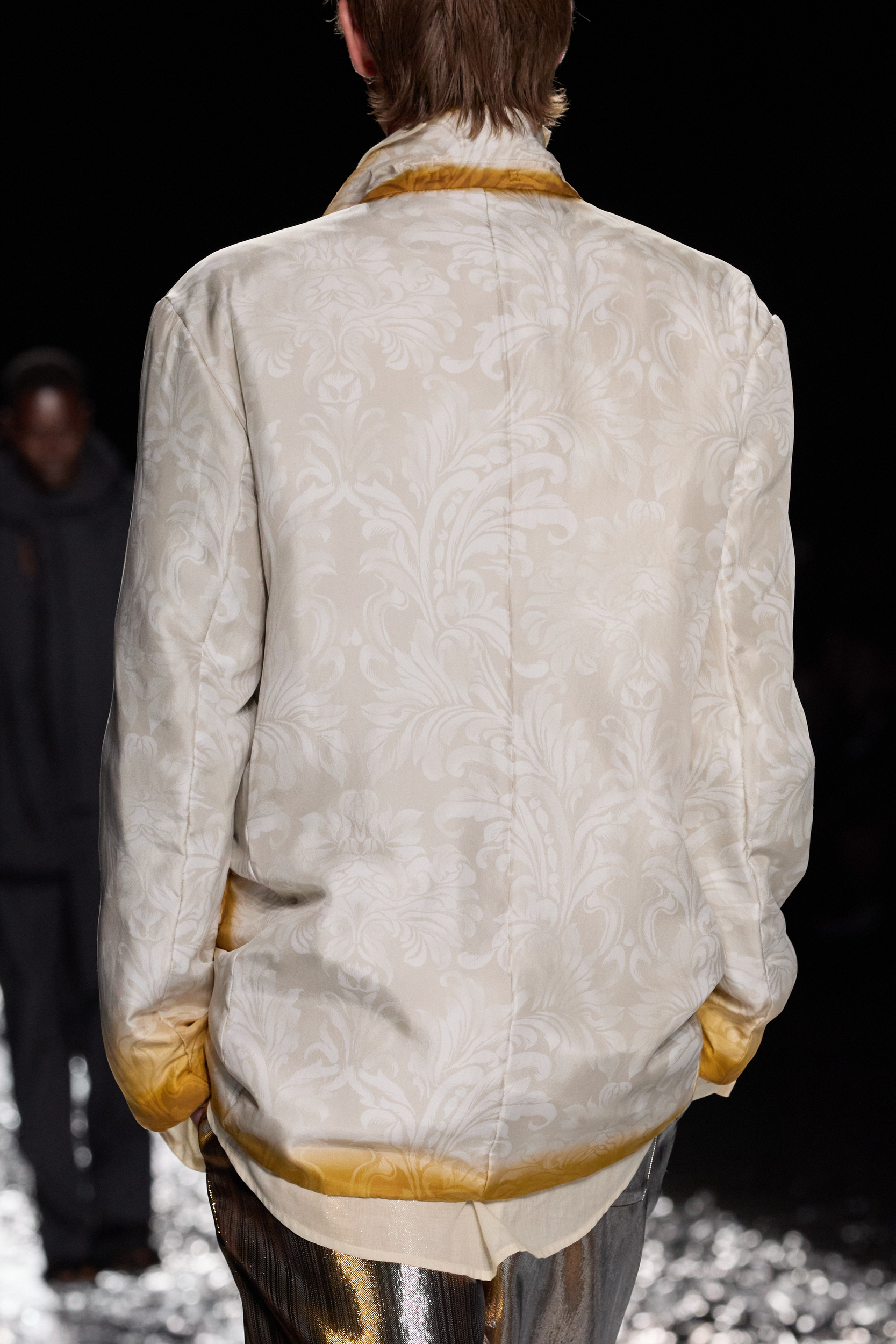 Dries Van Noten  Spring 2025 Men's Fashion Show Details