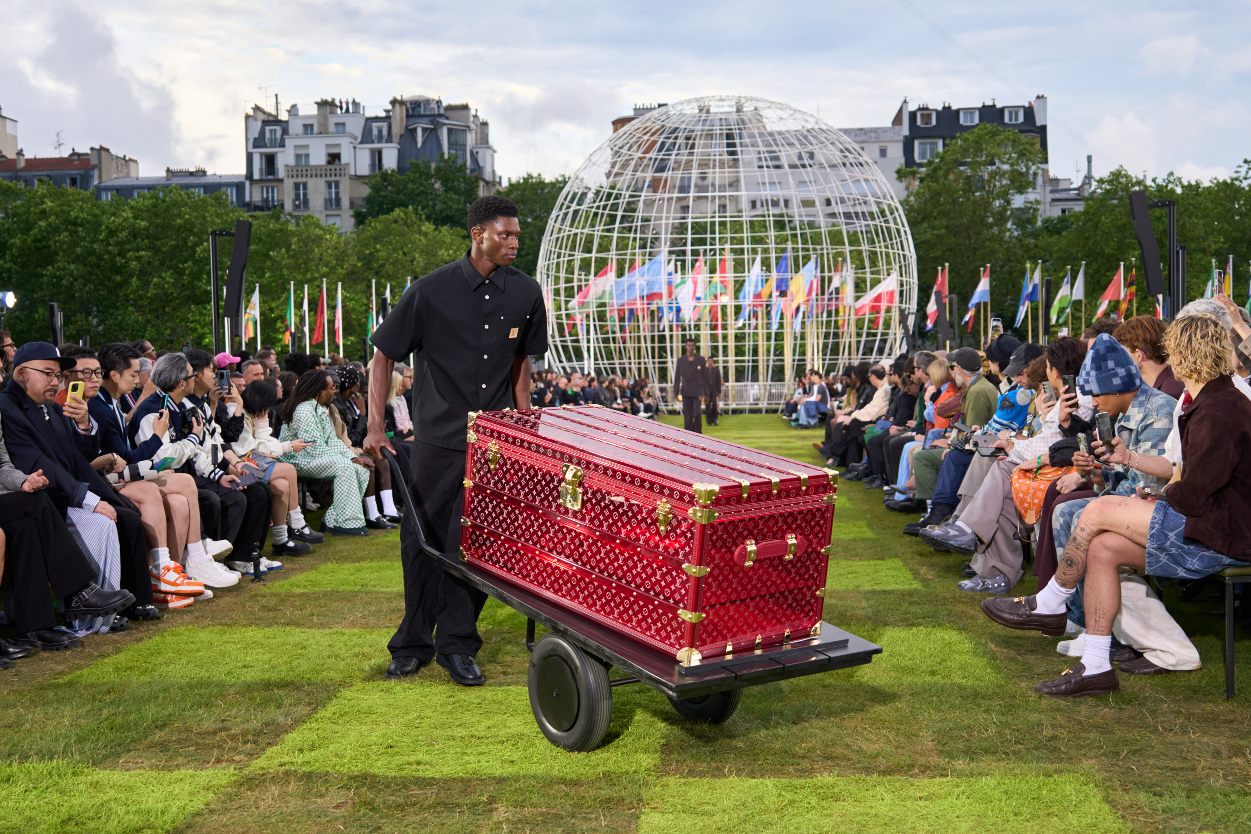 Louis Vuitton  Spring 2025 Men's Fashion Show Atmosphere