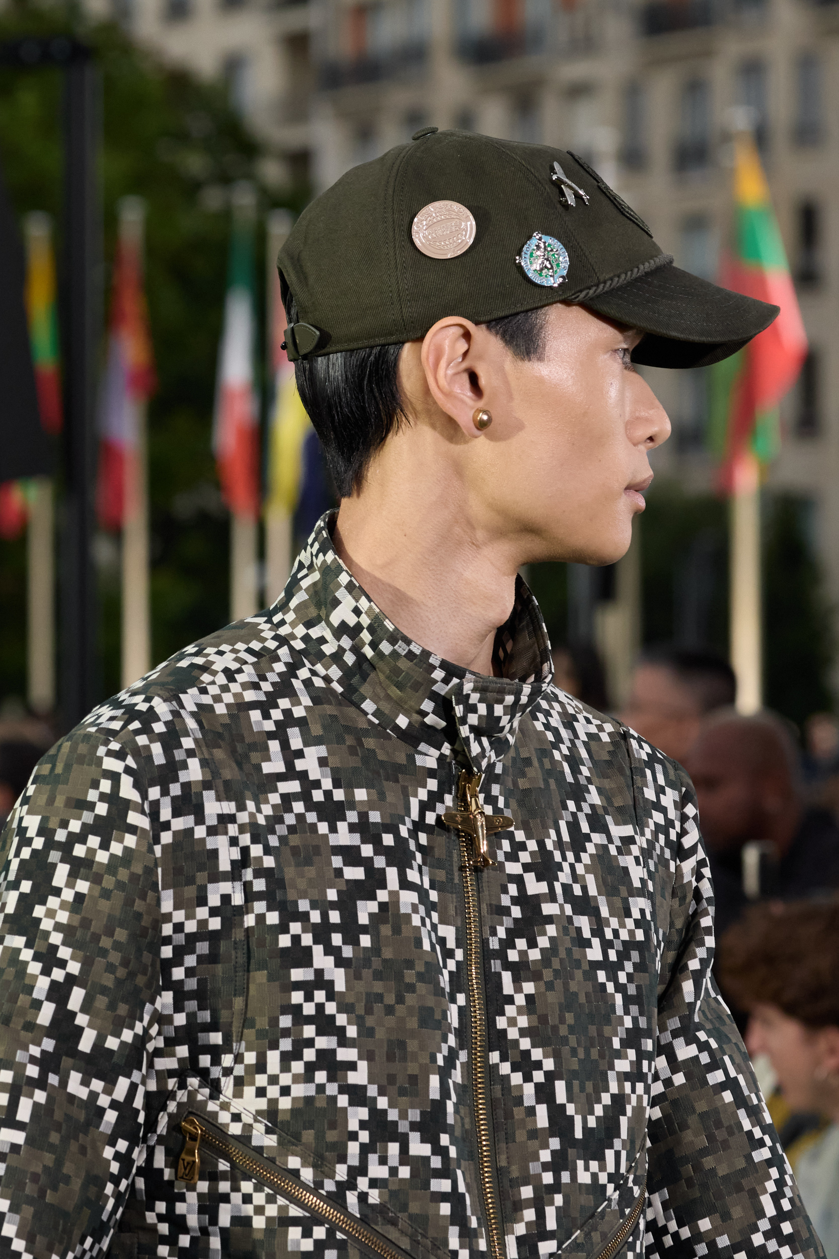 Louis Vuitton  Spring 2025 Men's Fashion Show Details