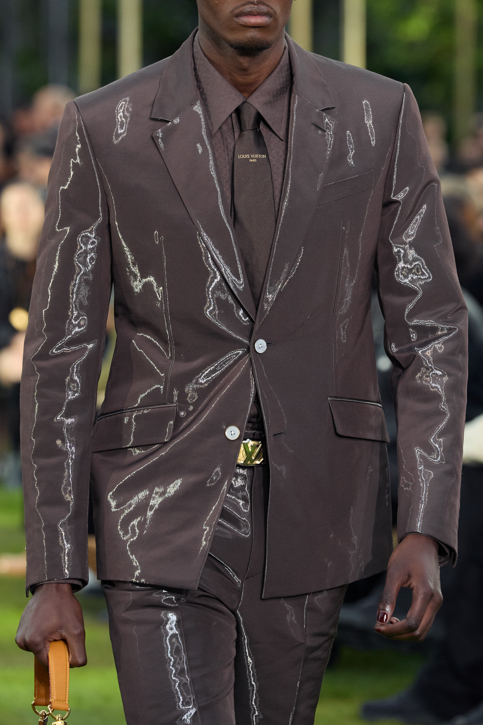 Louis Vuitton  Spring 2025 Men's Fashion Show Details