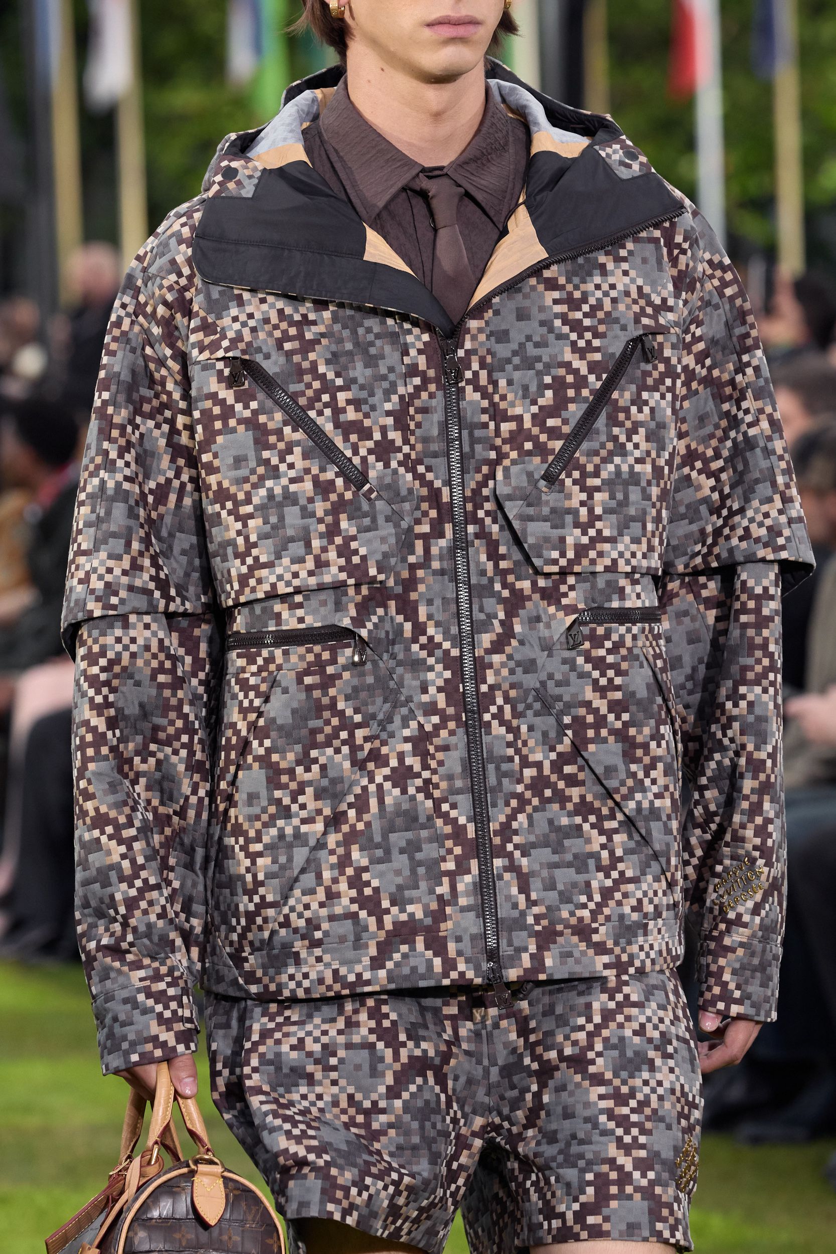 Louis Vuitton  Spring 2025 Men's Fashion Show Details