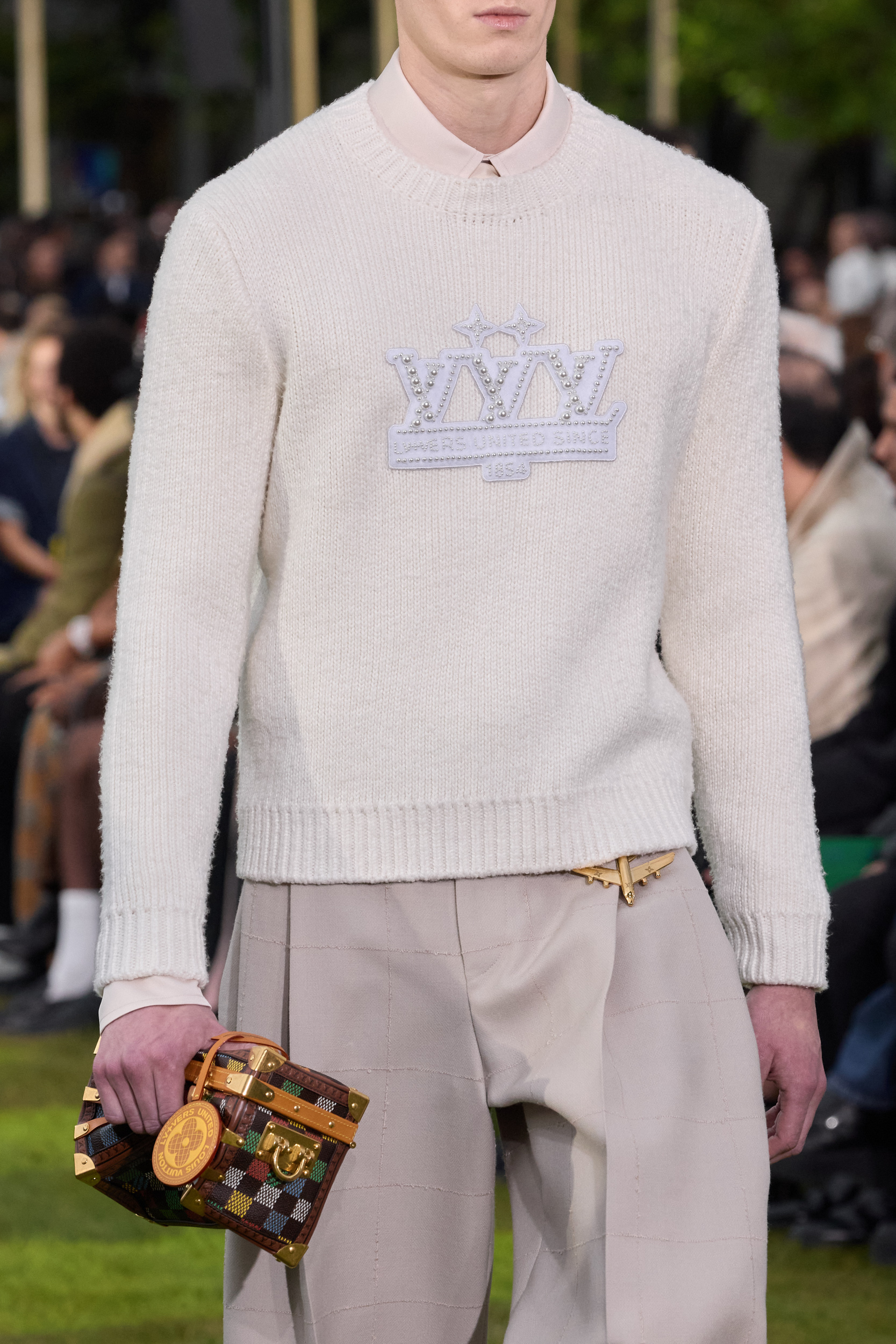 Louis Vuitton  Spring 2025 Men's Fashion Show Details