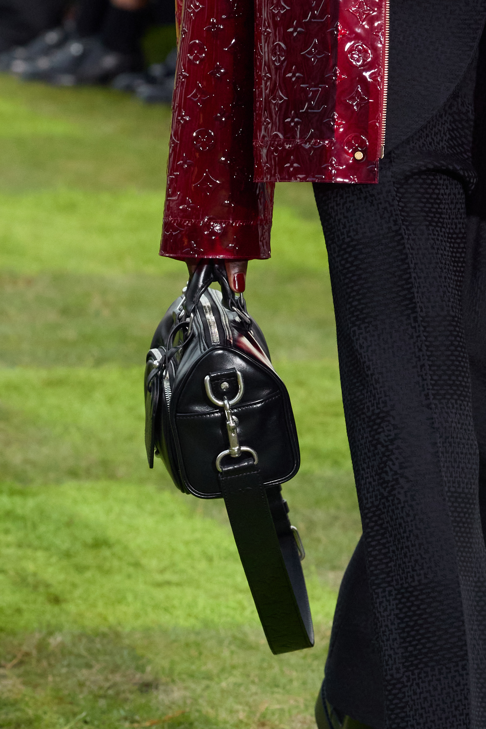 Louis Vuitton  Spring 2025 Men's Fashion Show Details