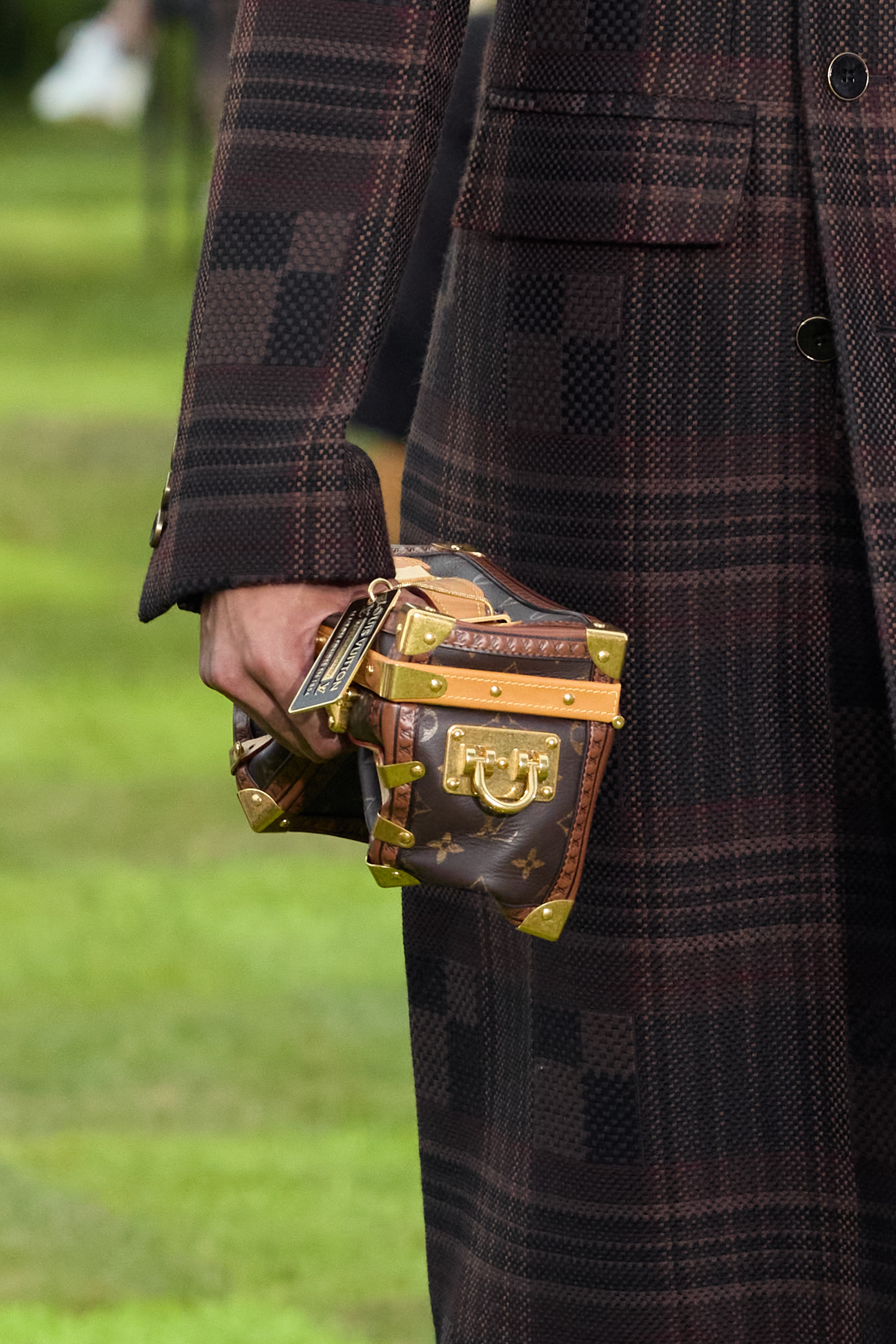 Louis Vuitton  Spring 2025 Men's Fashion Show Details