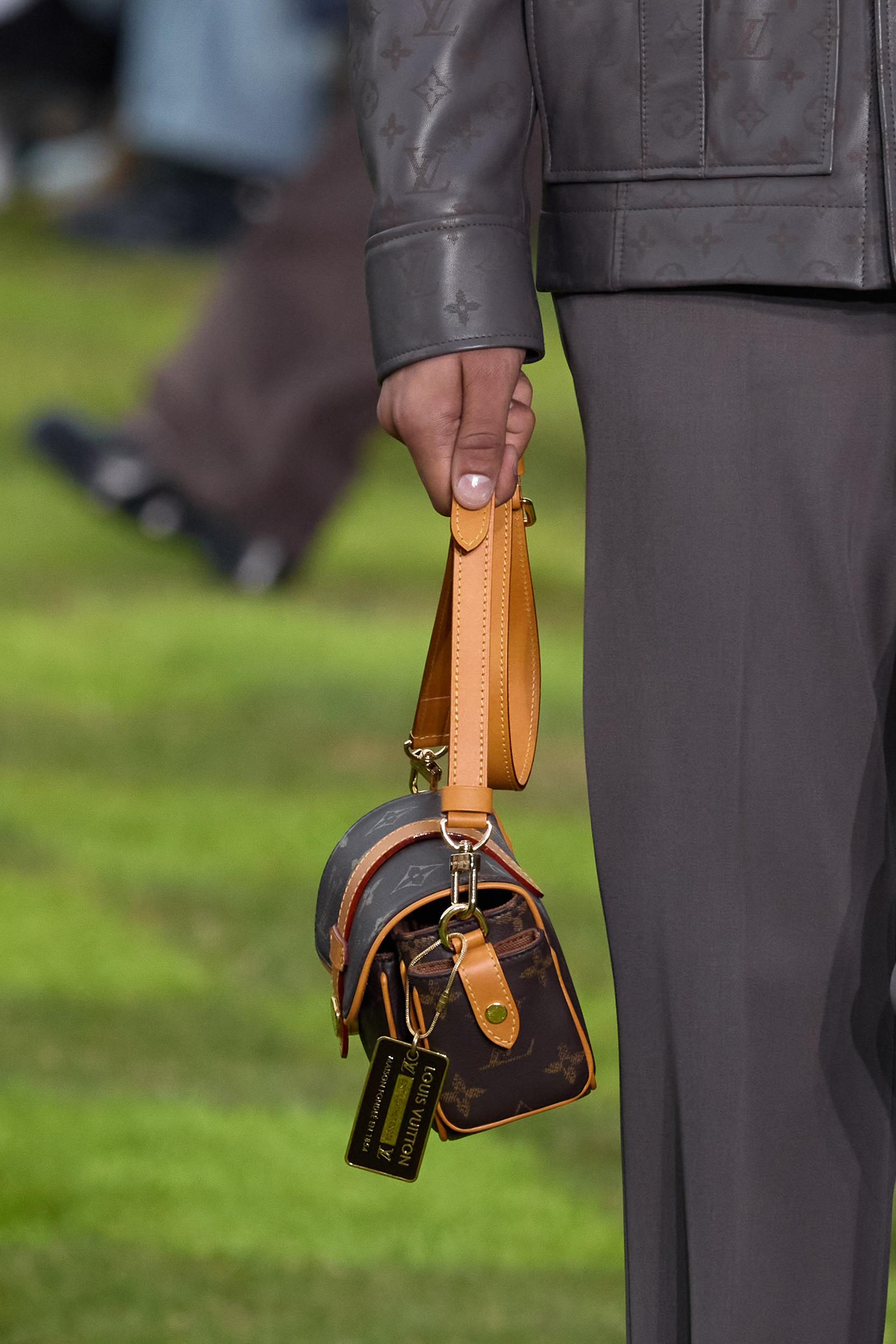 Louis Vuitton  Spring 2025 Men's Fashion Show Details