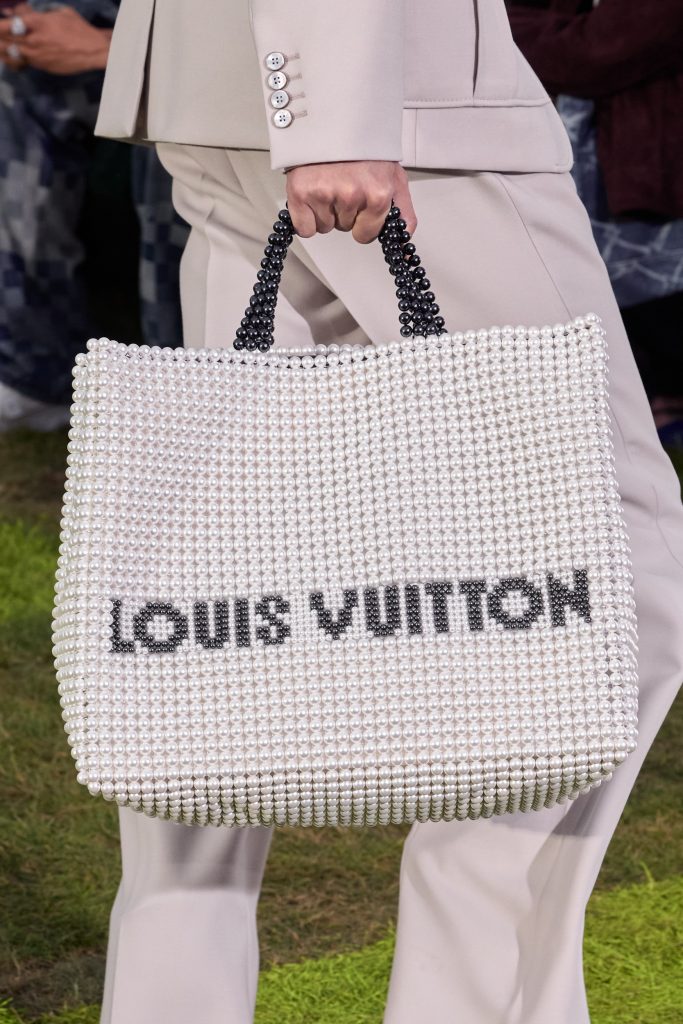 Louis Vuitton  Spring 2025 Men's Fashion Show Details