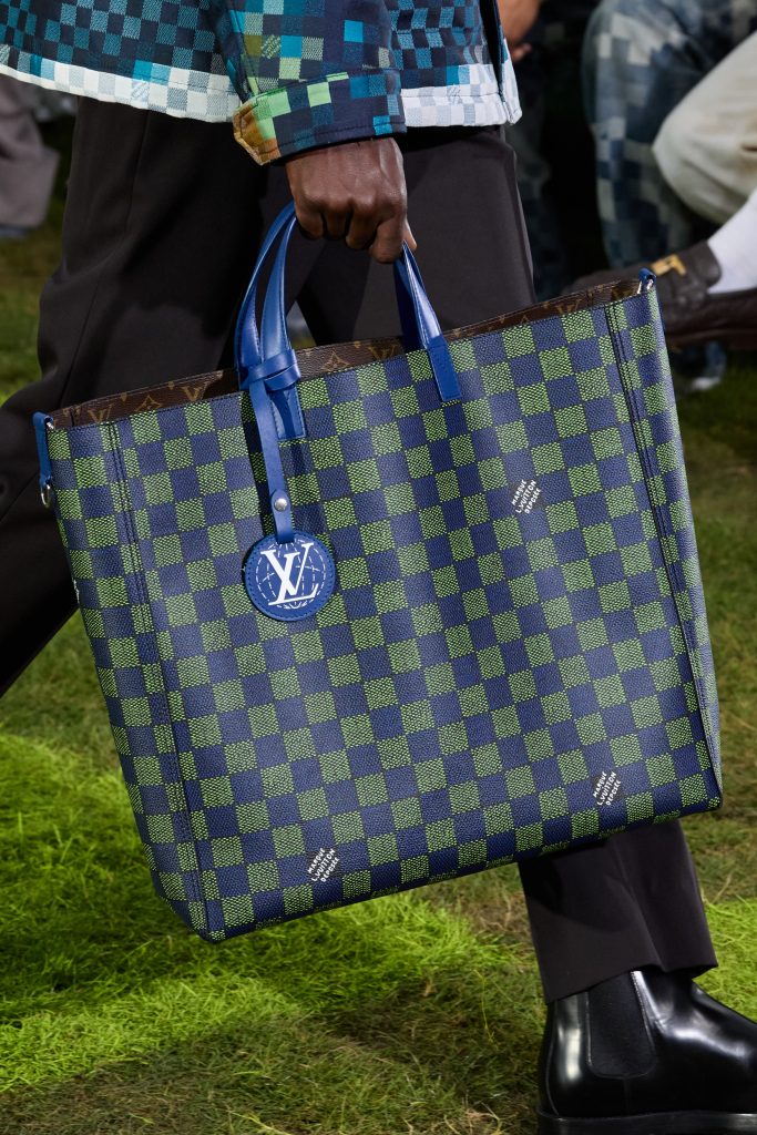 Louis Vuitton  Spring 2025 Men's Fashion Show Details