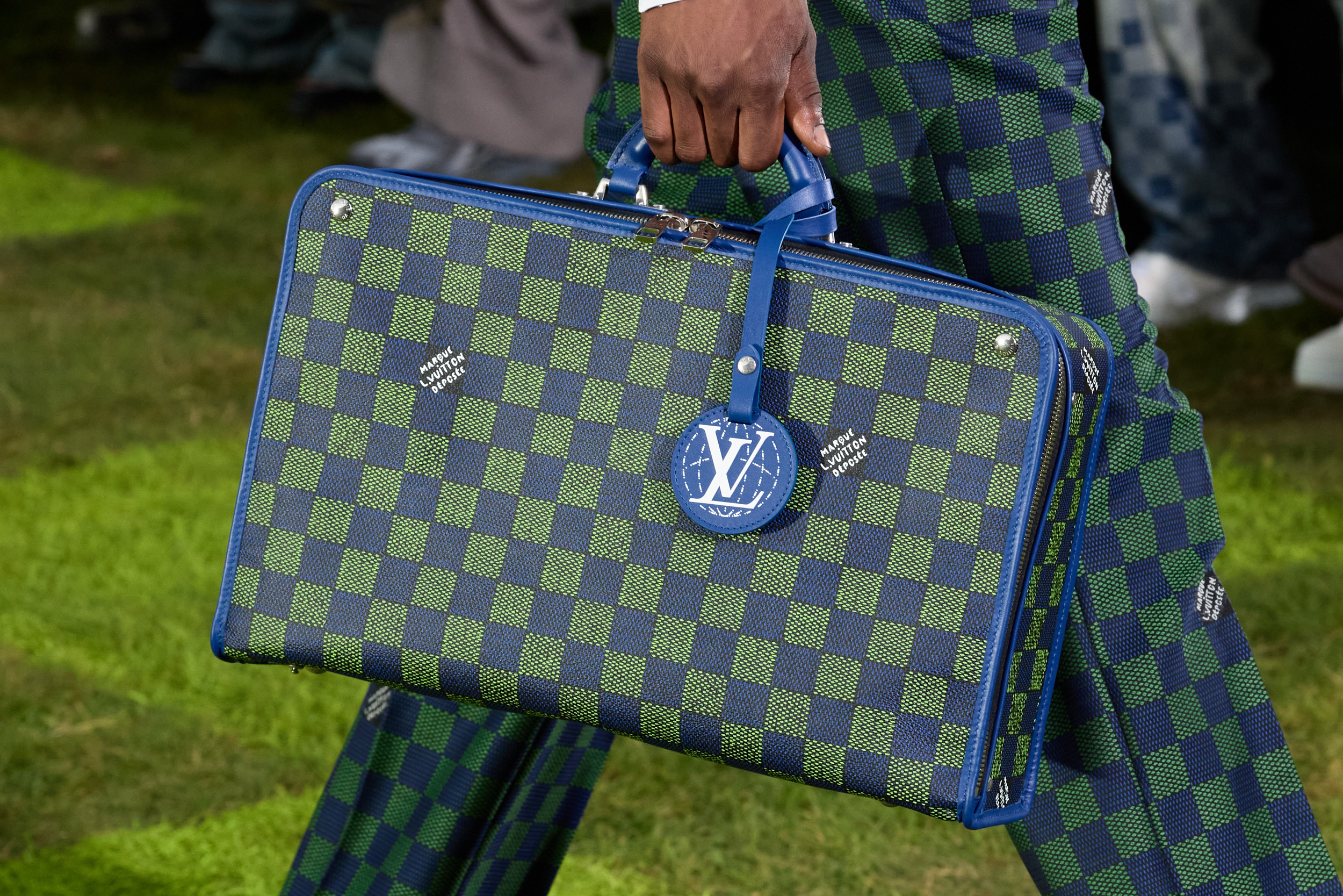 Louis Vuitton  Spring 2025 Men's Fashion Show Details