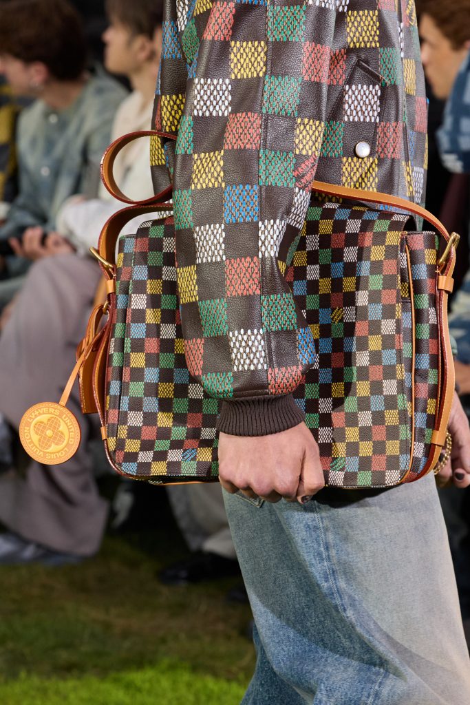 Louis Vuitton  Spring 2025 Men's Fashion Show Details