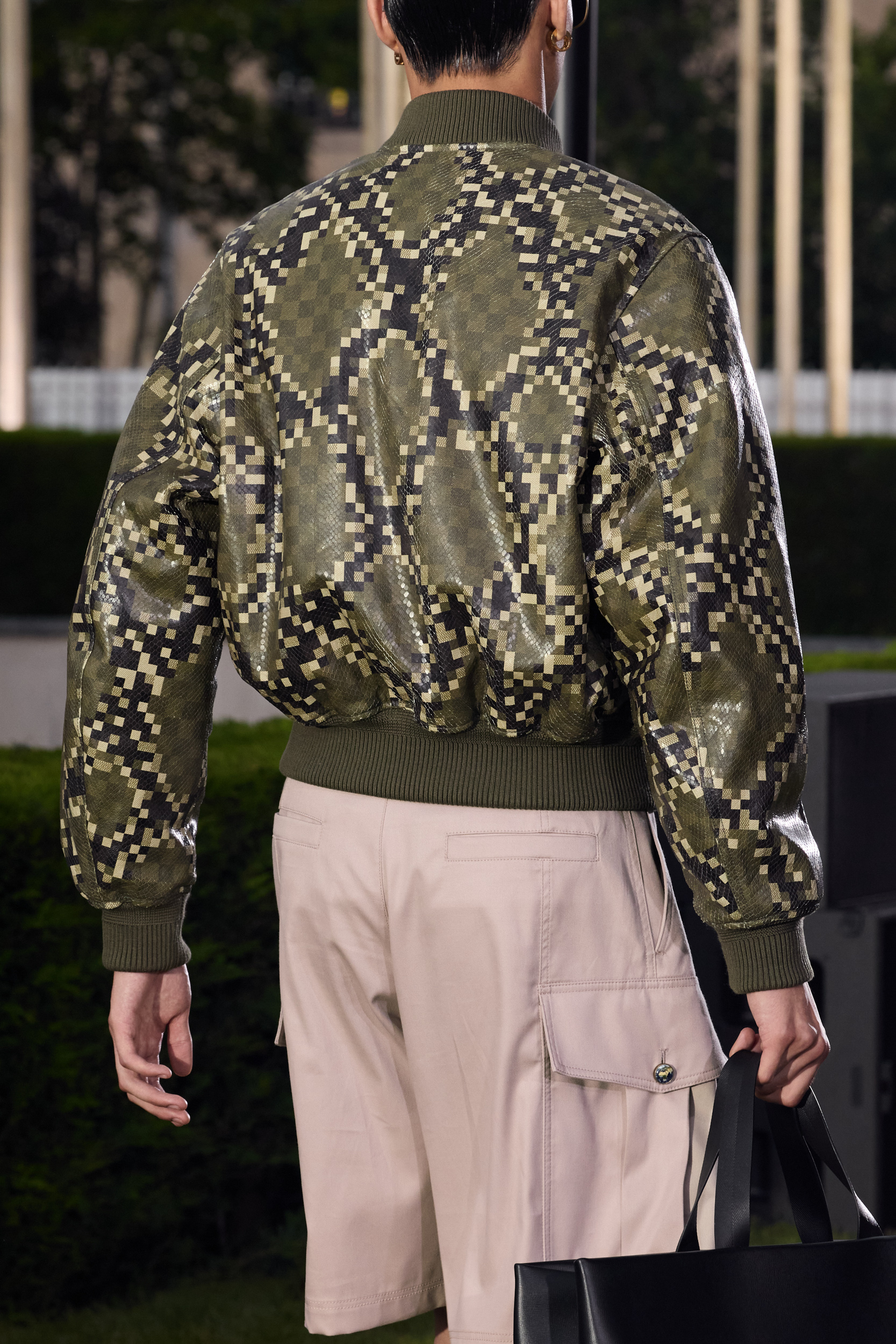 Louis Vuitton  Spring 2025 Men's Fashion Show Details