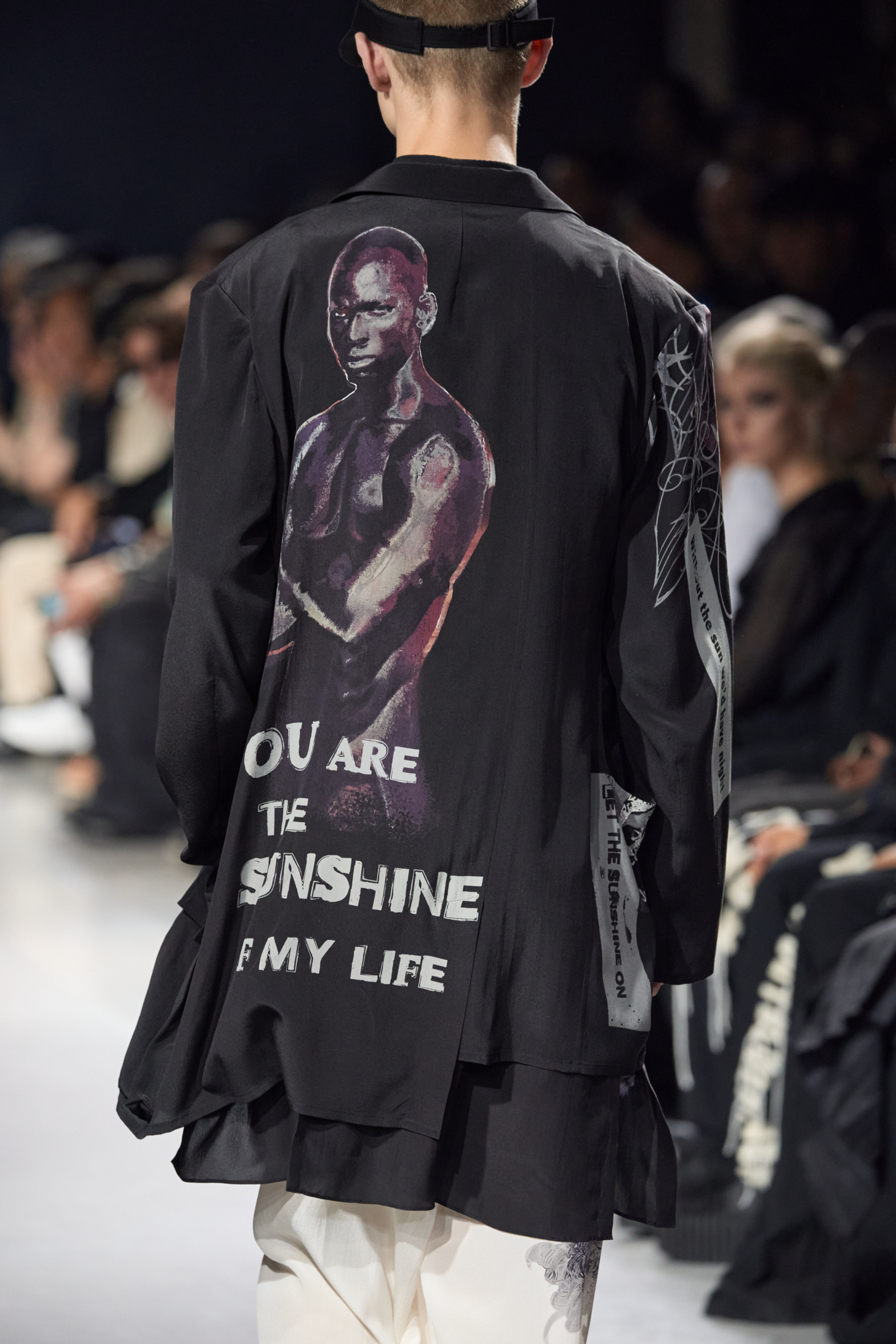 Yohji Yamamoto  Spring 2025 Men's Fashion Show Details