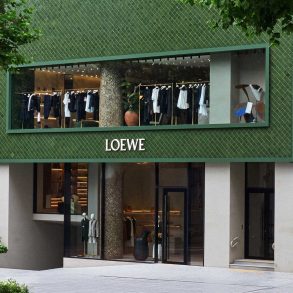 Casa Loewe Opens in Seoul