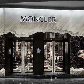 Moncler Exceeds Forecasts with Increase in H1 Profit and Sales