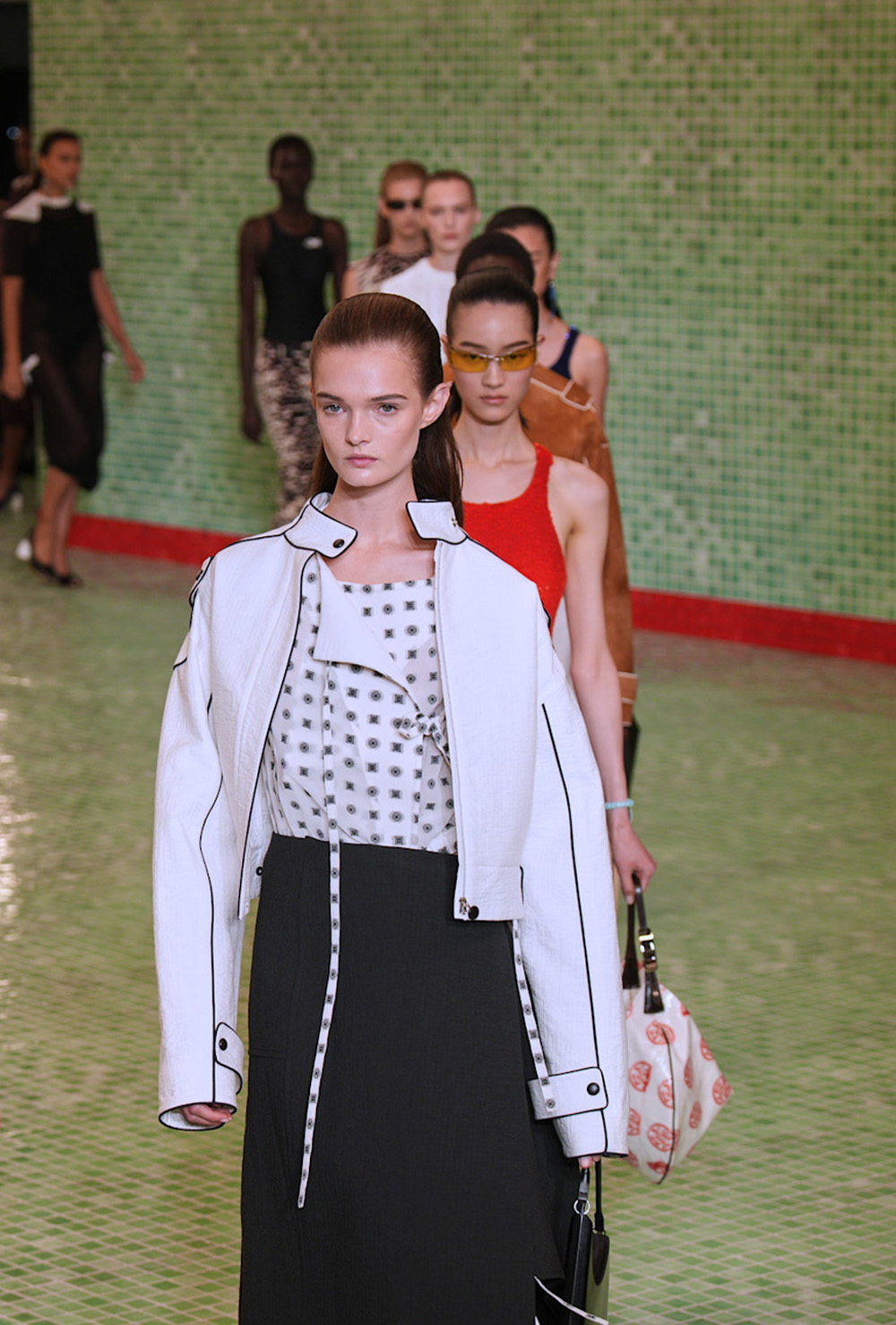 Tory Burch Spring 2025 Fashion Show Review