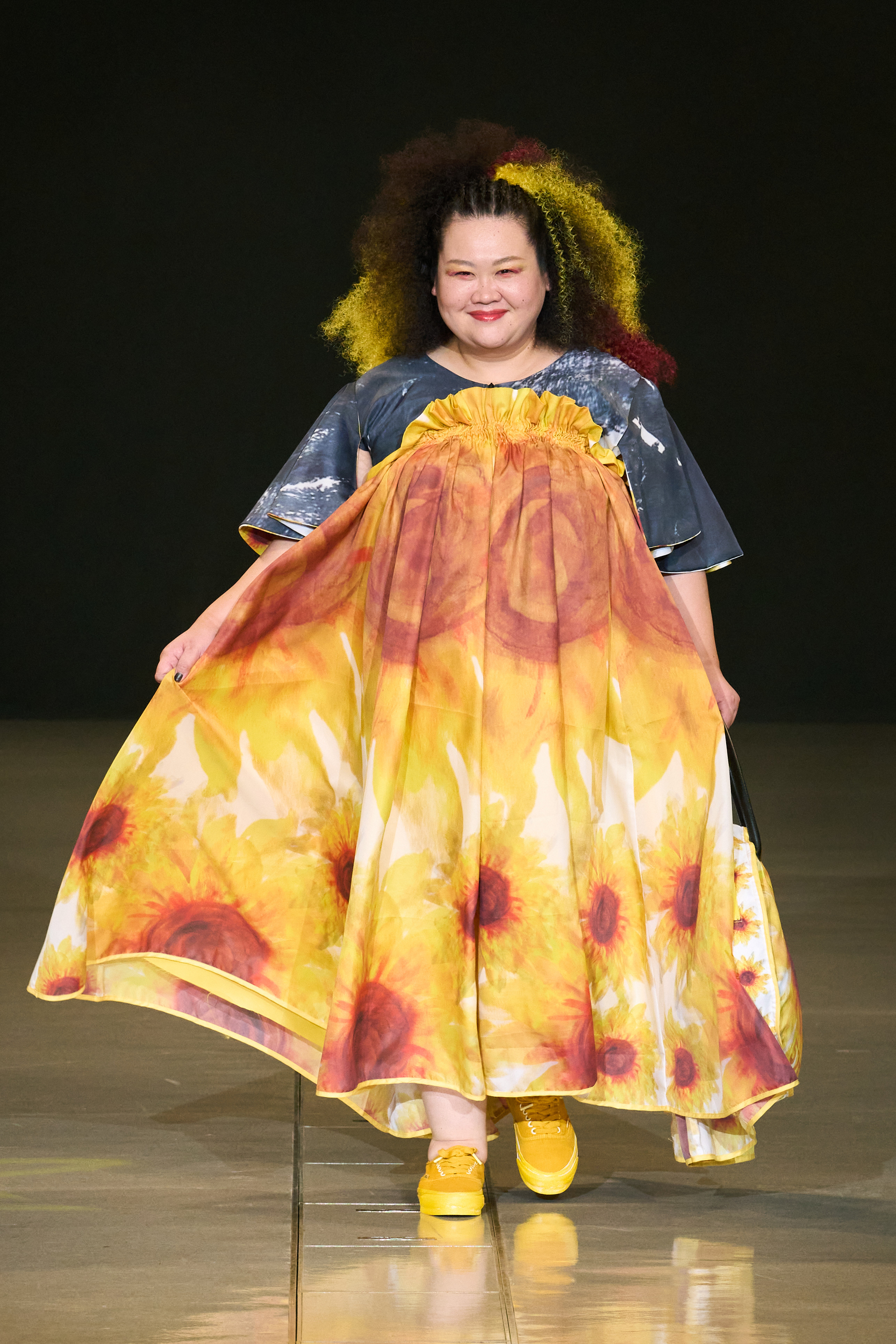 52tenbo Spring 2025 Fashion Show 