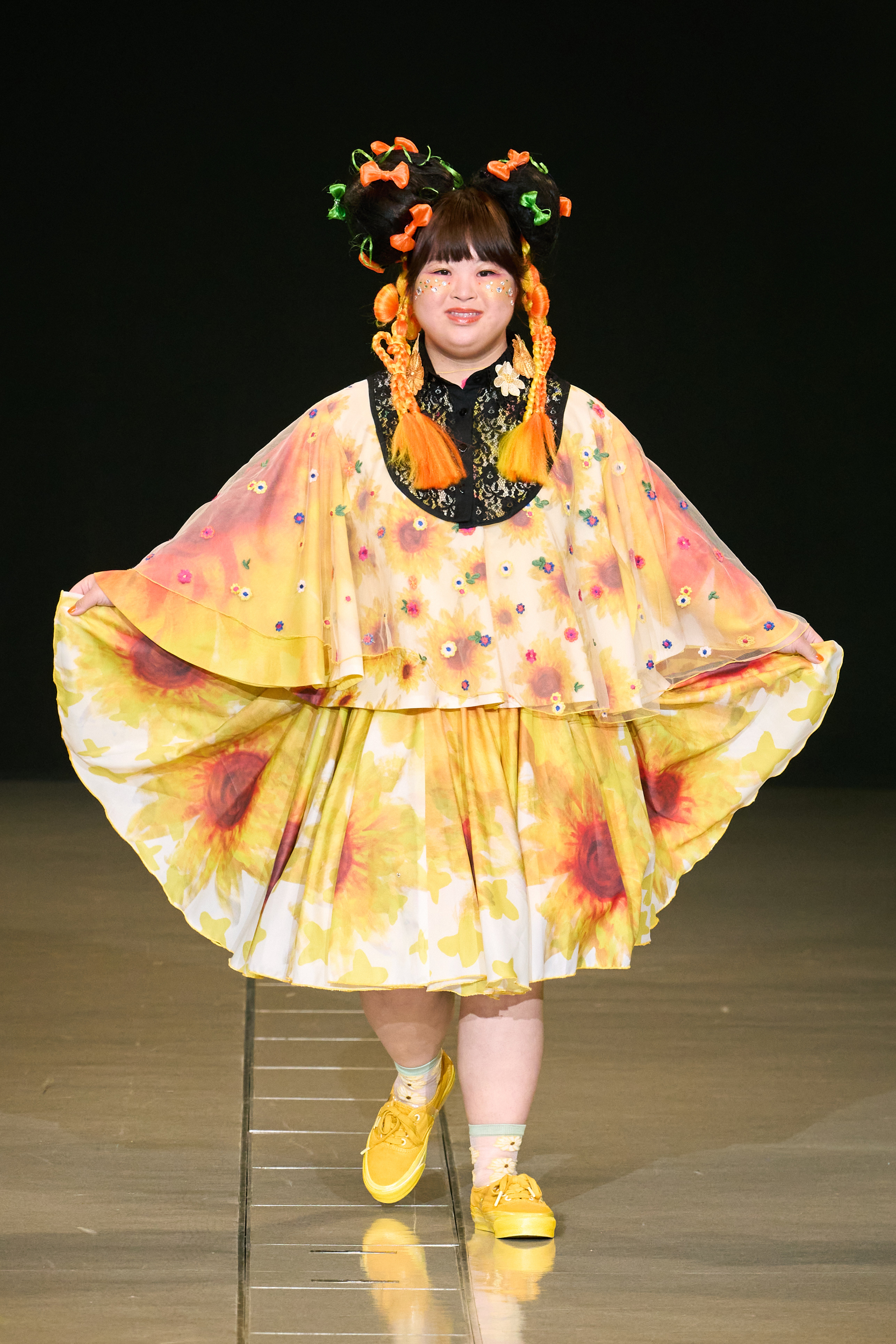 52tenbo Spring 2025 Fashion Show 