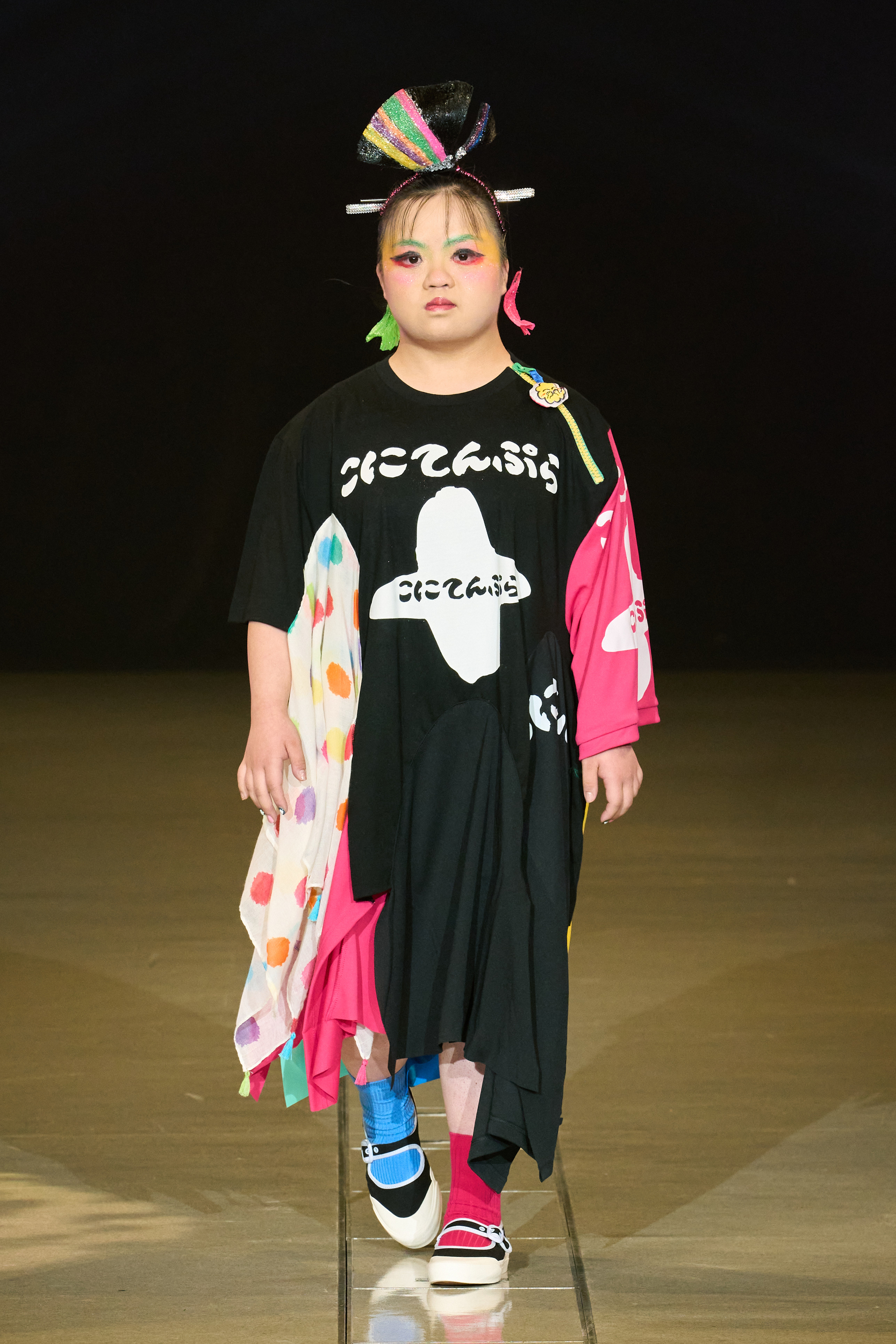 52tenbo Spring 2025 Fashion Show 