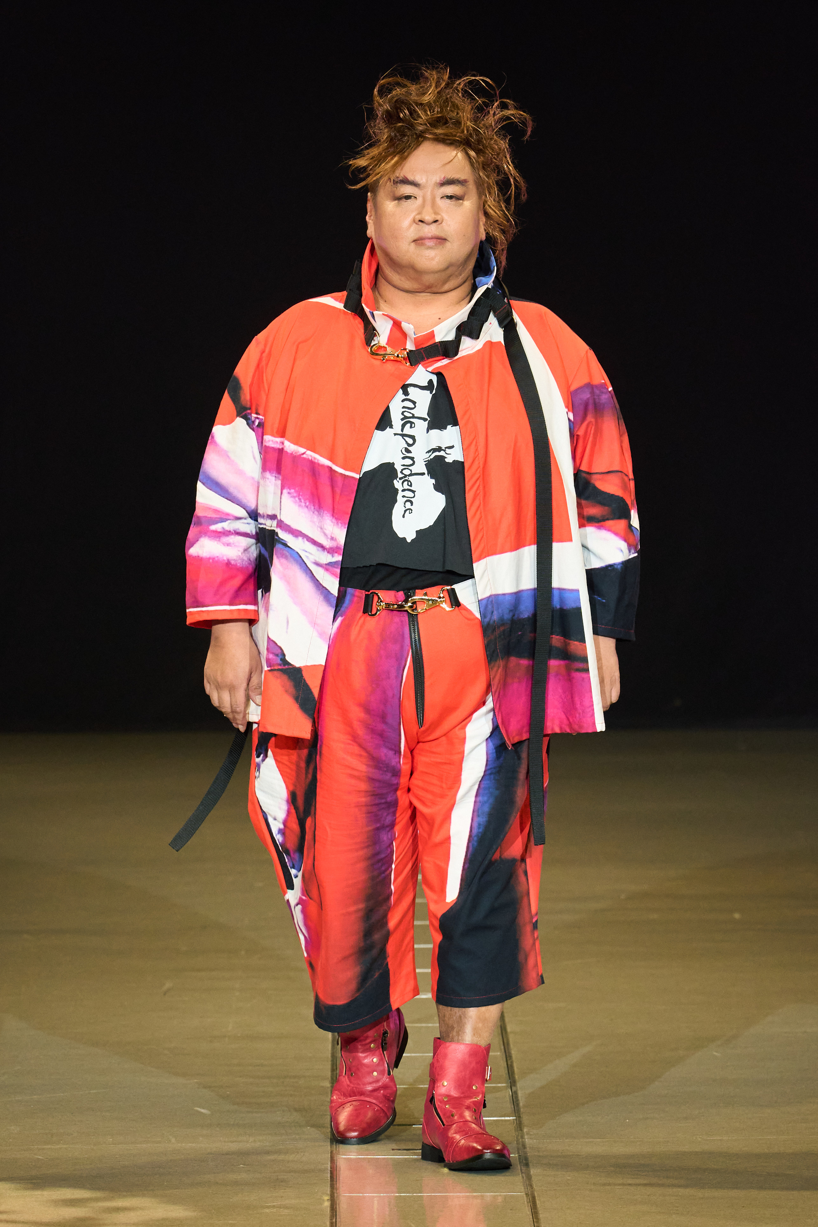 52tenbo Spring 2025 Fashion Show 