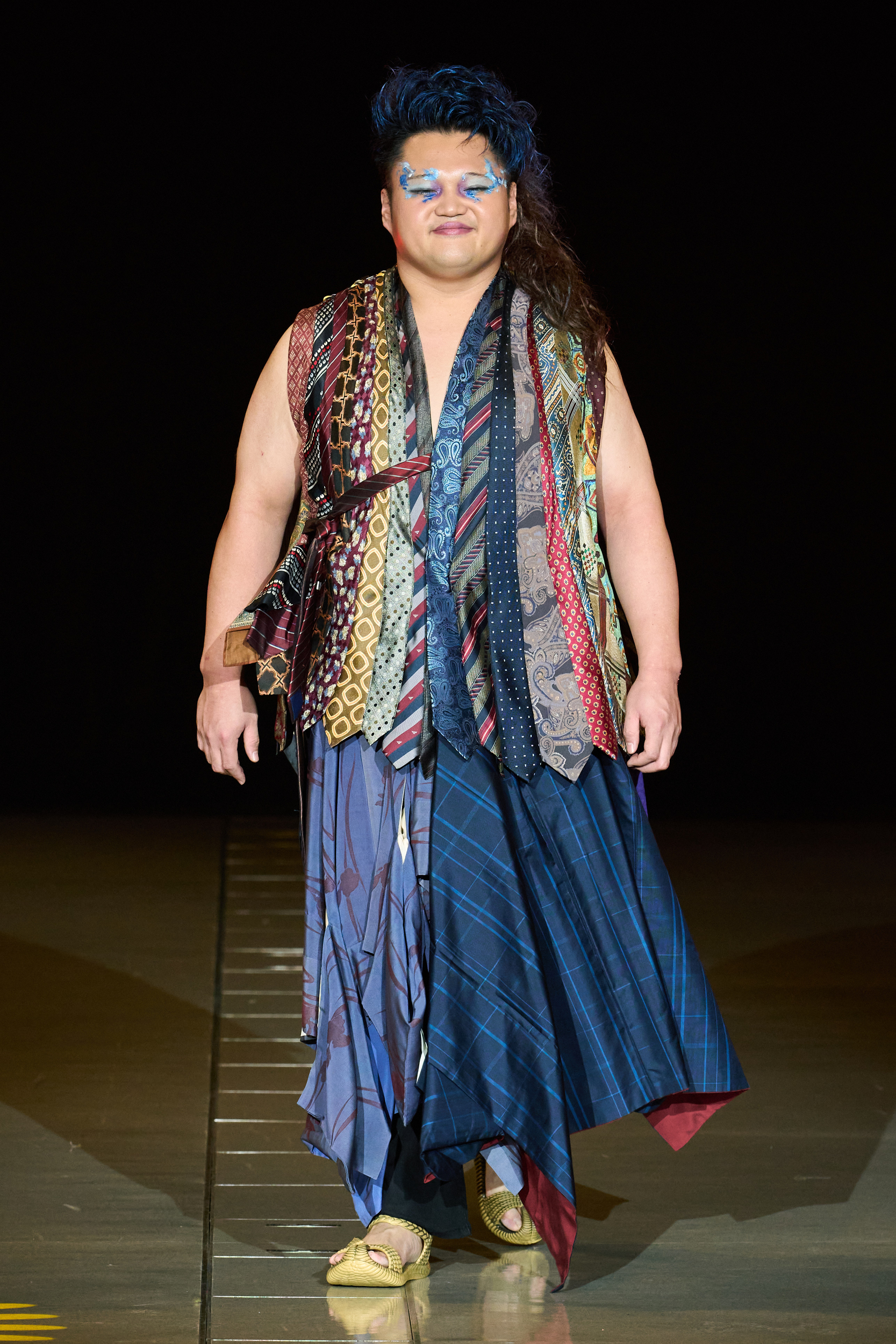 52tenbo Spring 2025 Fashion Show 